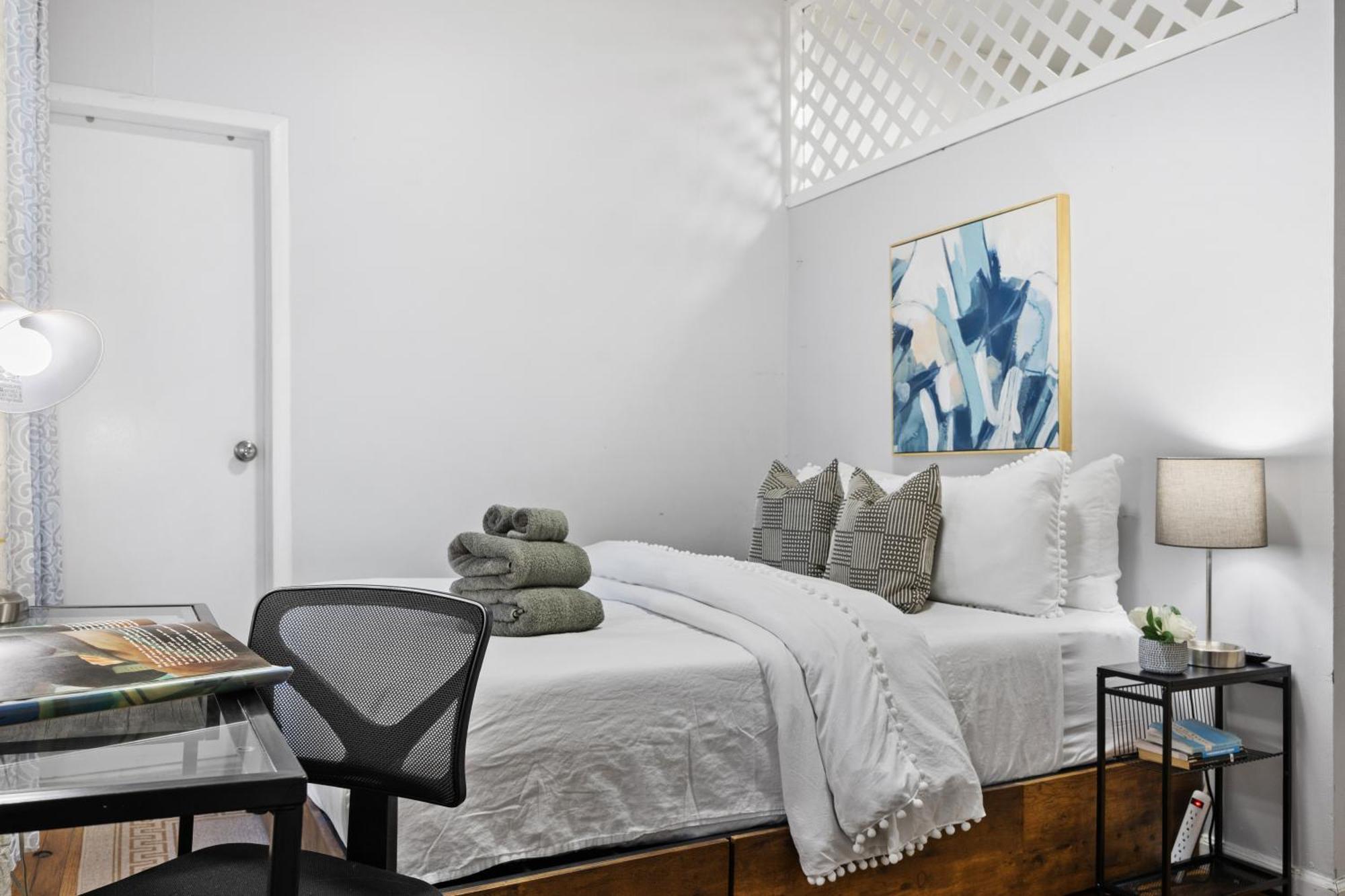 Sleek 2br - Walking Distance To Times Square * New York