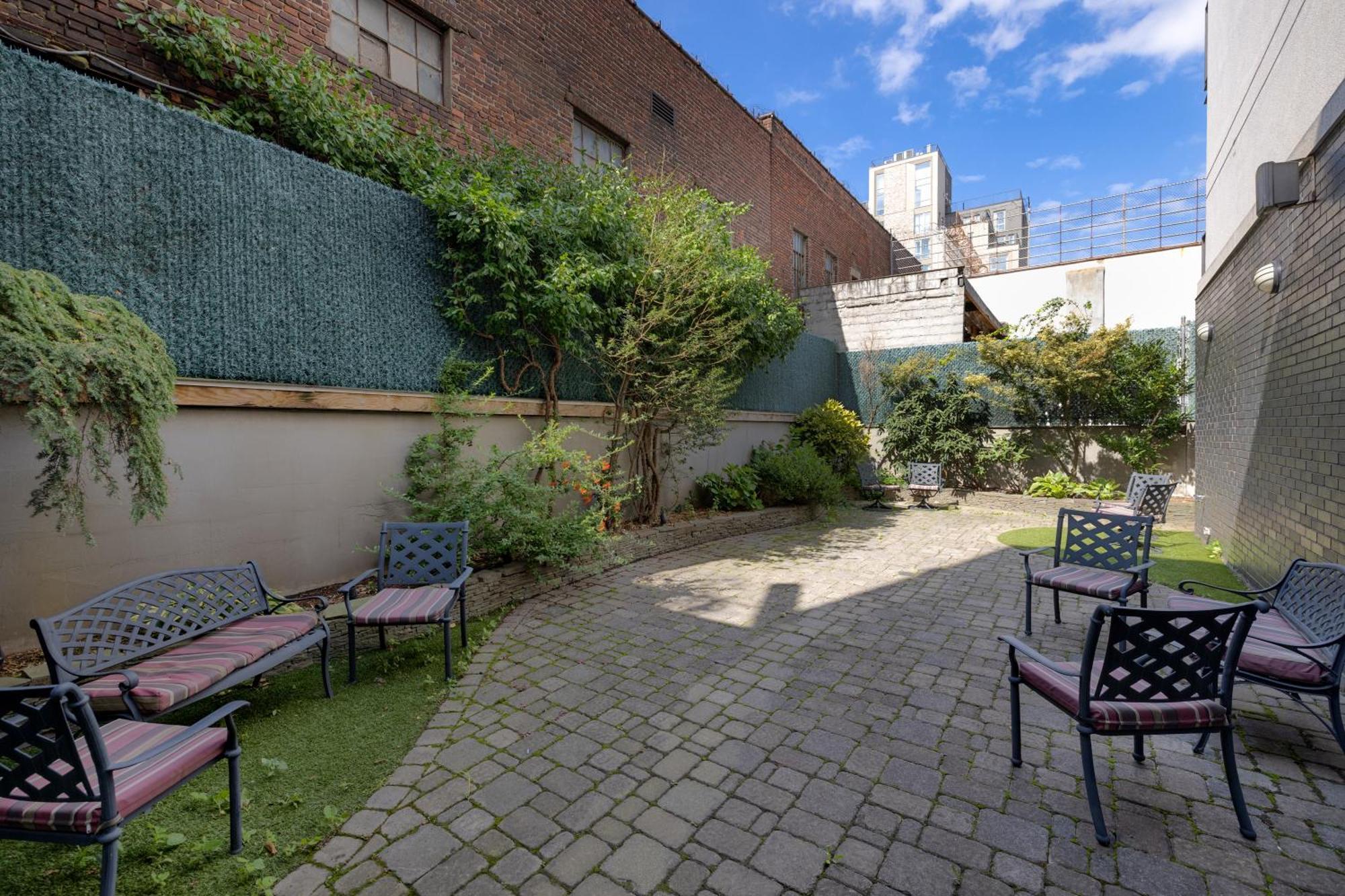 Hotel Aura Brooklyn New York