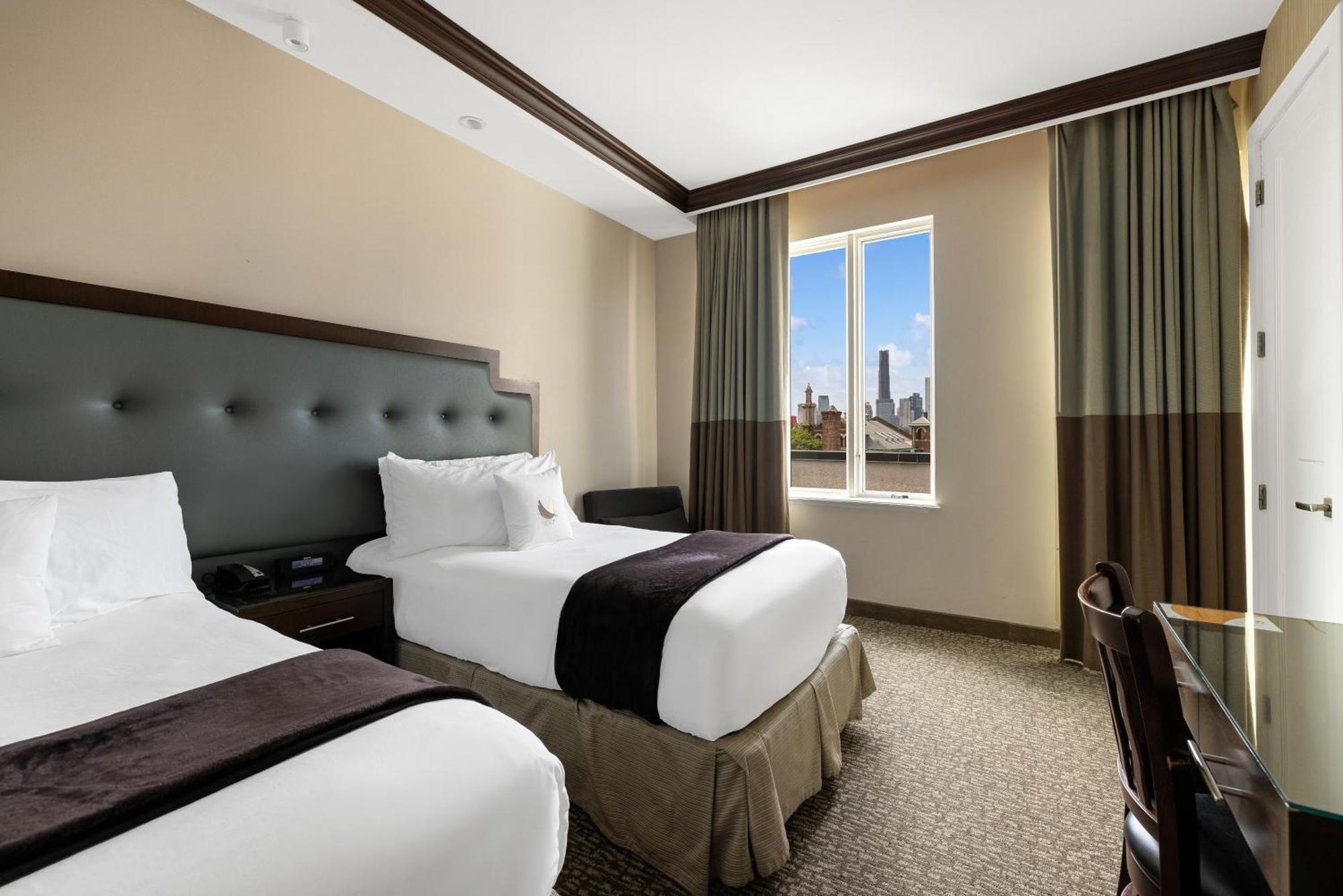 Aura Brooklyn Hotel 4*