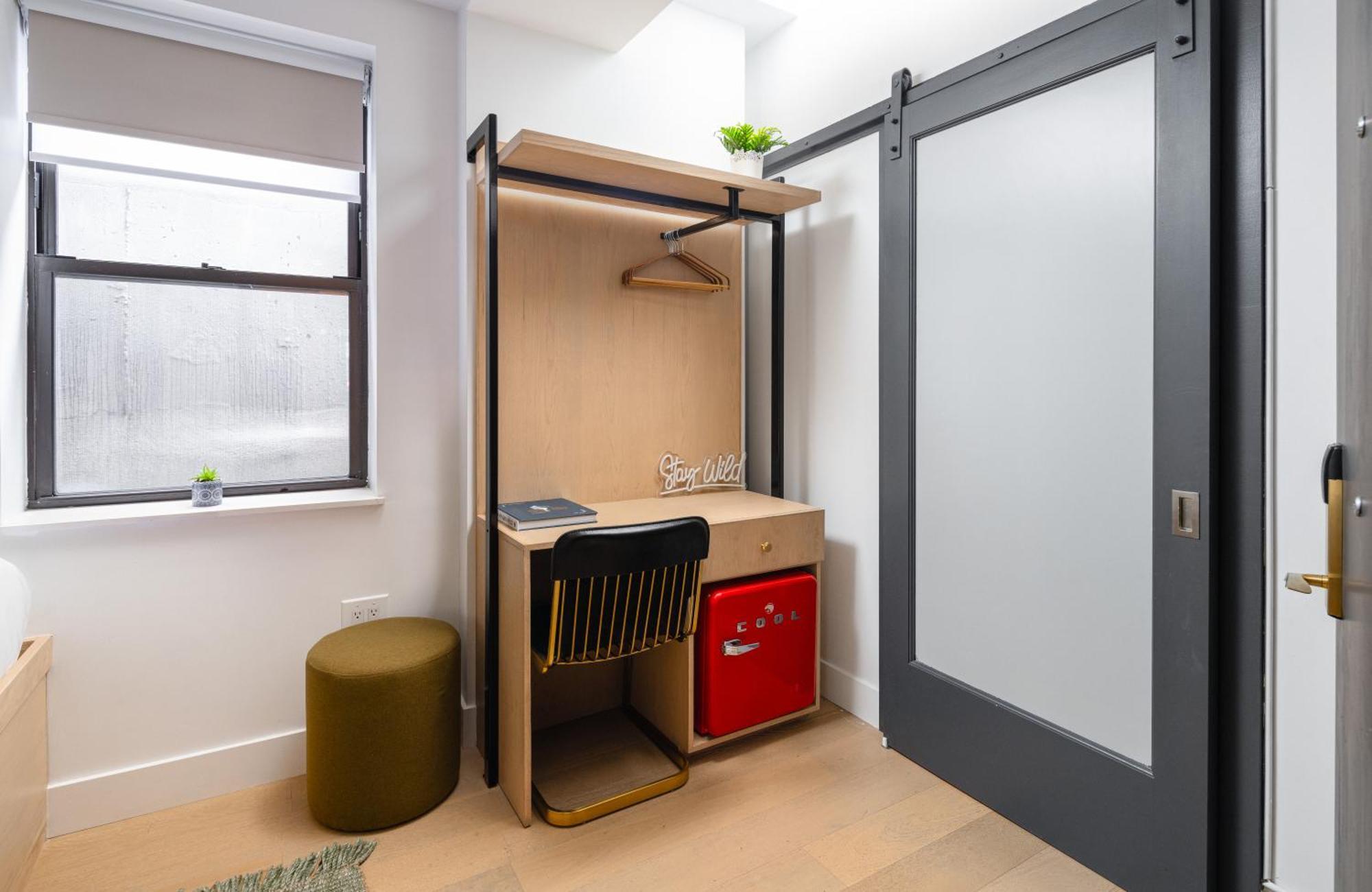 Little Charlie Hotel 4*