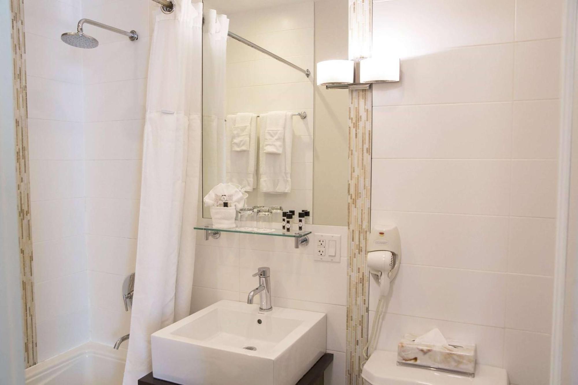 Aura Brooklyn Hotel New York