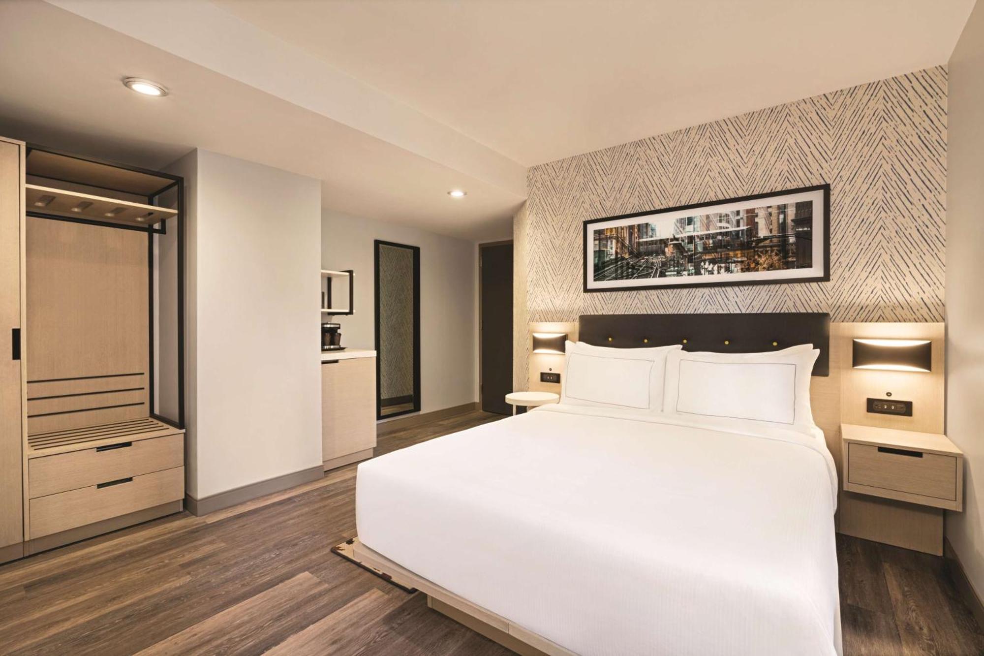 Doubletree By Hilton Midtown Fifth Ave Hotel 4*