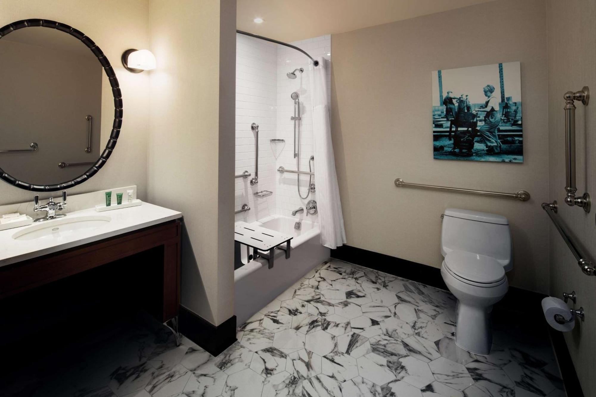 Hilton Brooklyn - Newly Renovated New York