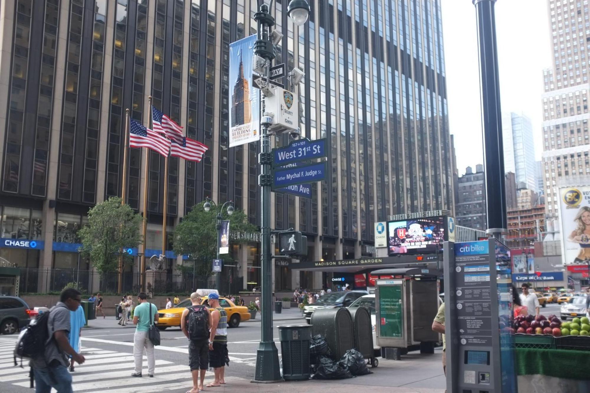 Nest With Kitchenette New York