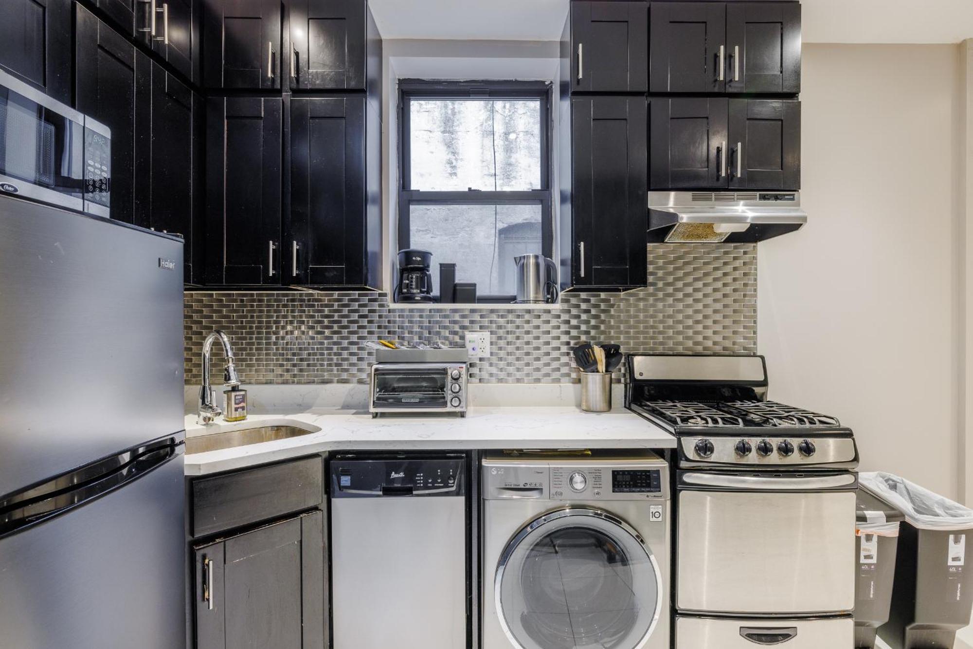 Uws Apartments For Group And Families * New York