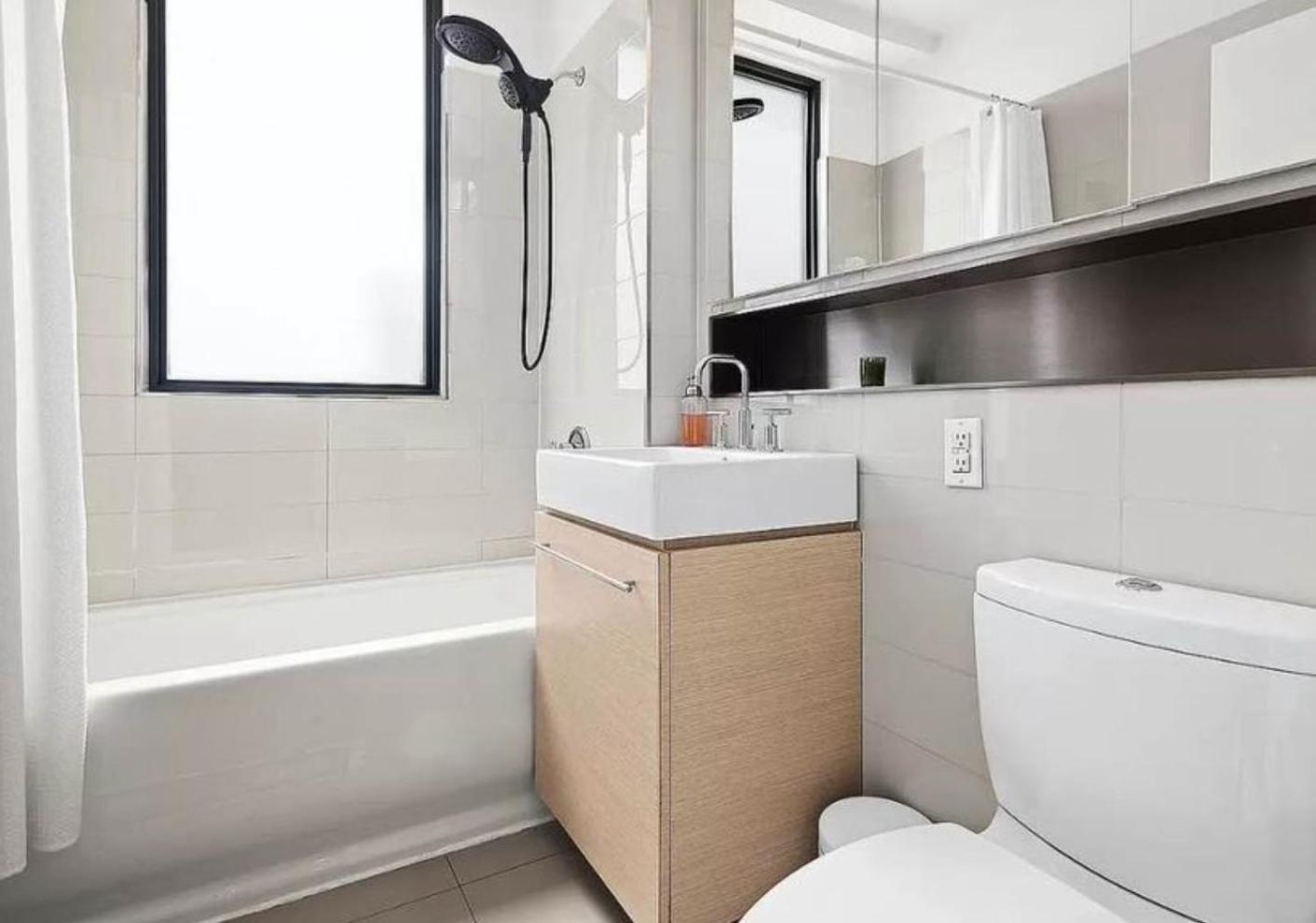 Delancey Tower Homestay New York