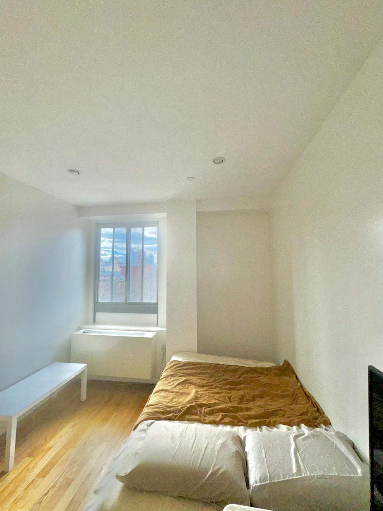Delancey Tower Homestay New York