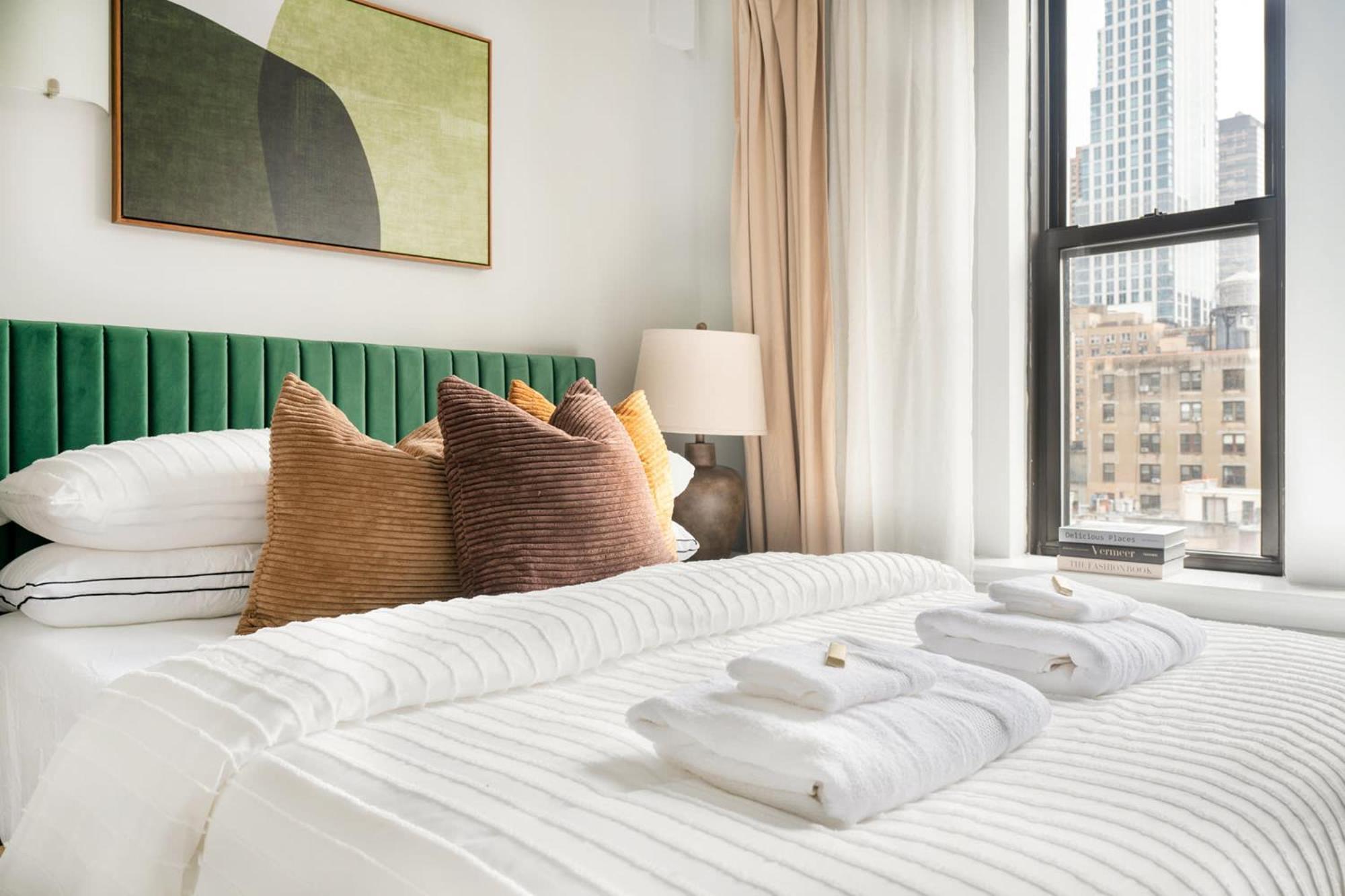 73-919 New Uws Doorman Gym New York