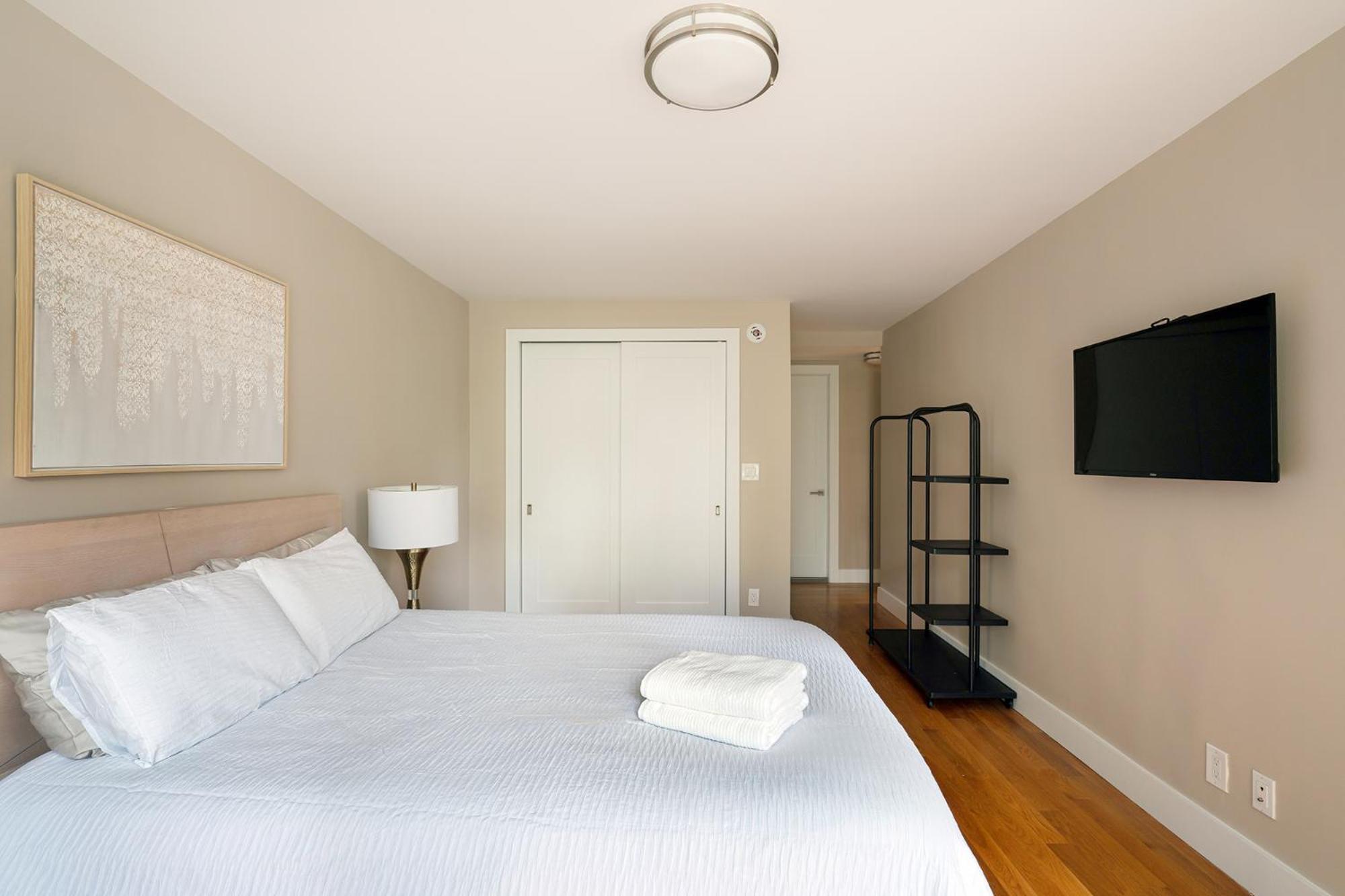 Lovely 2 Bedroom Unit In Nyc! *
