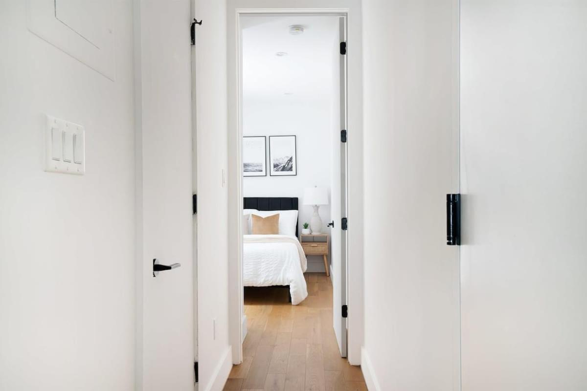 1290-16 New Renovated 2 Bedrooms In Ues Apartment New York