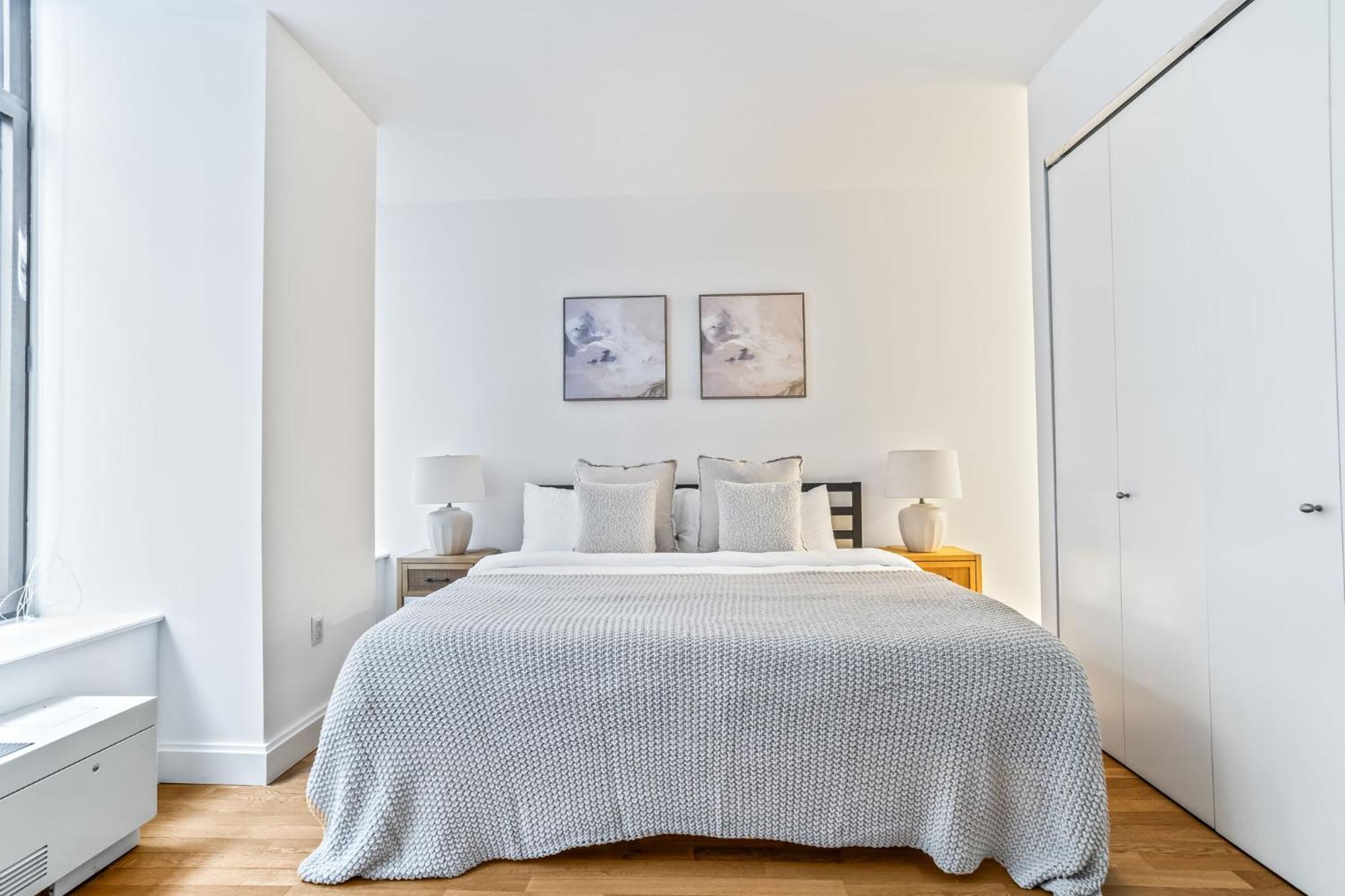 Lux Prvt Bath Shared Apt Guest house 4*
