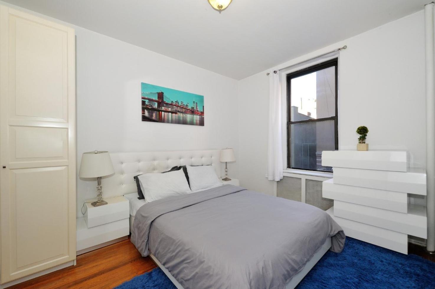 Apartment Monthly Nyc Rentals- Stunning 3 Bedroom Unit New York
