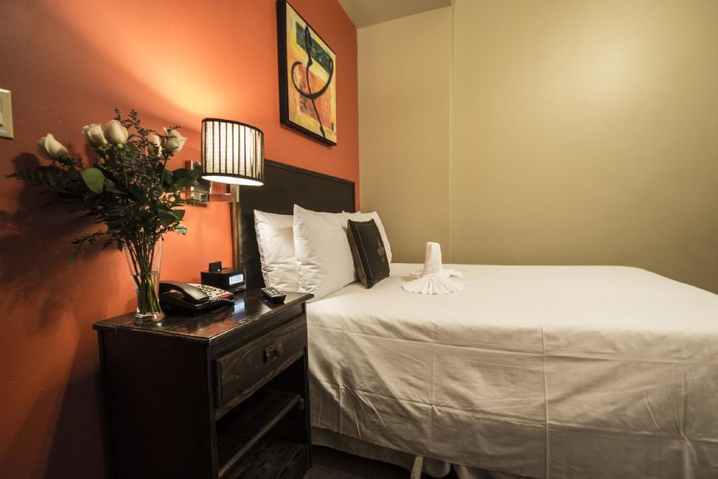 Marrakech On Broadway 3*