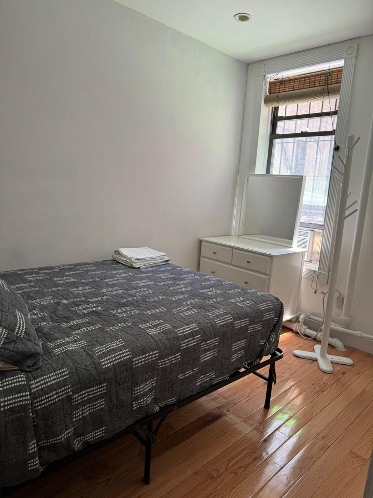 The Park East By The Museum Mile Homestay *