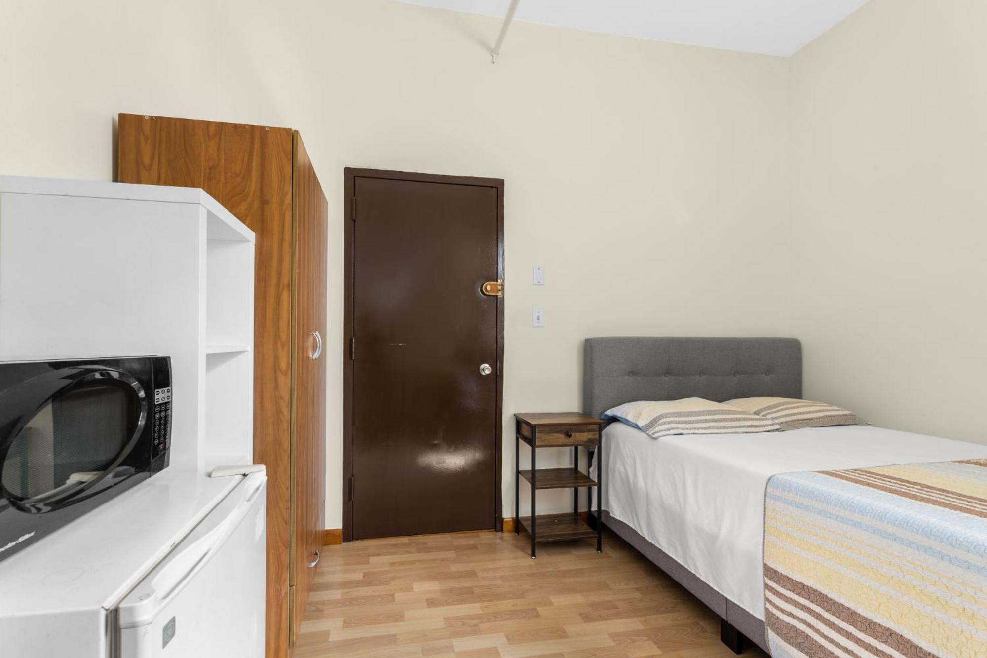 West 30th Street Hostel