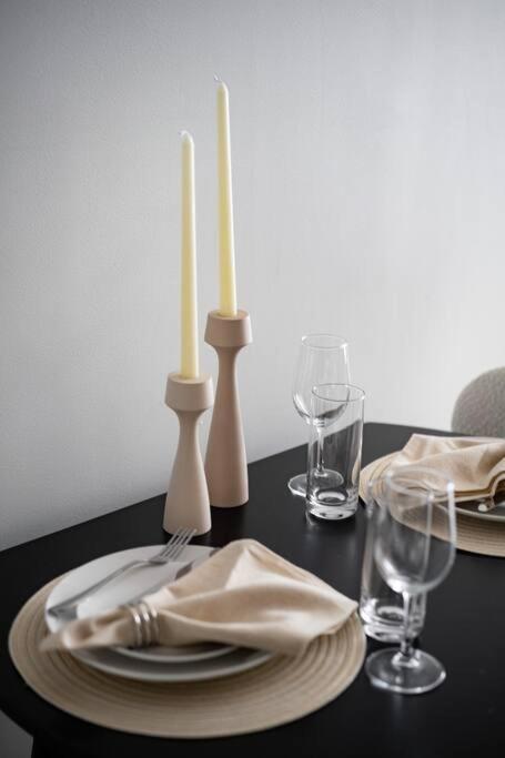 Luxury Full Floor Chelsea St 7 *