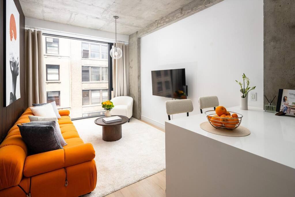 Luxury Full Floor Chelsea St 7 Apartment New York
