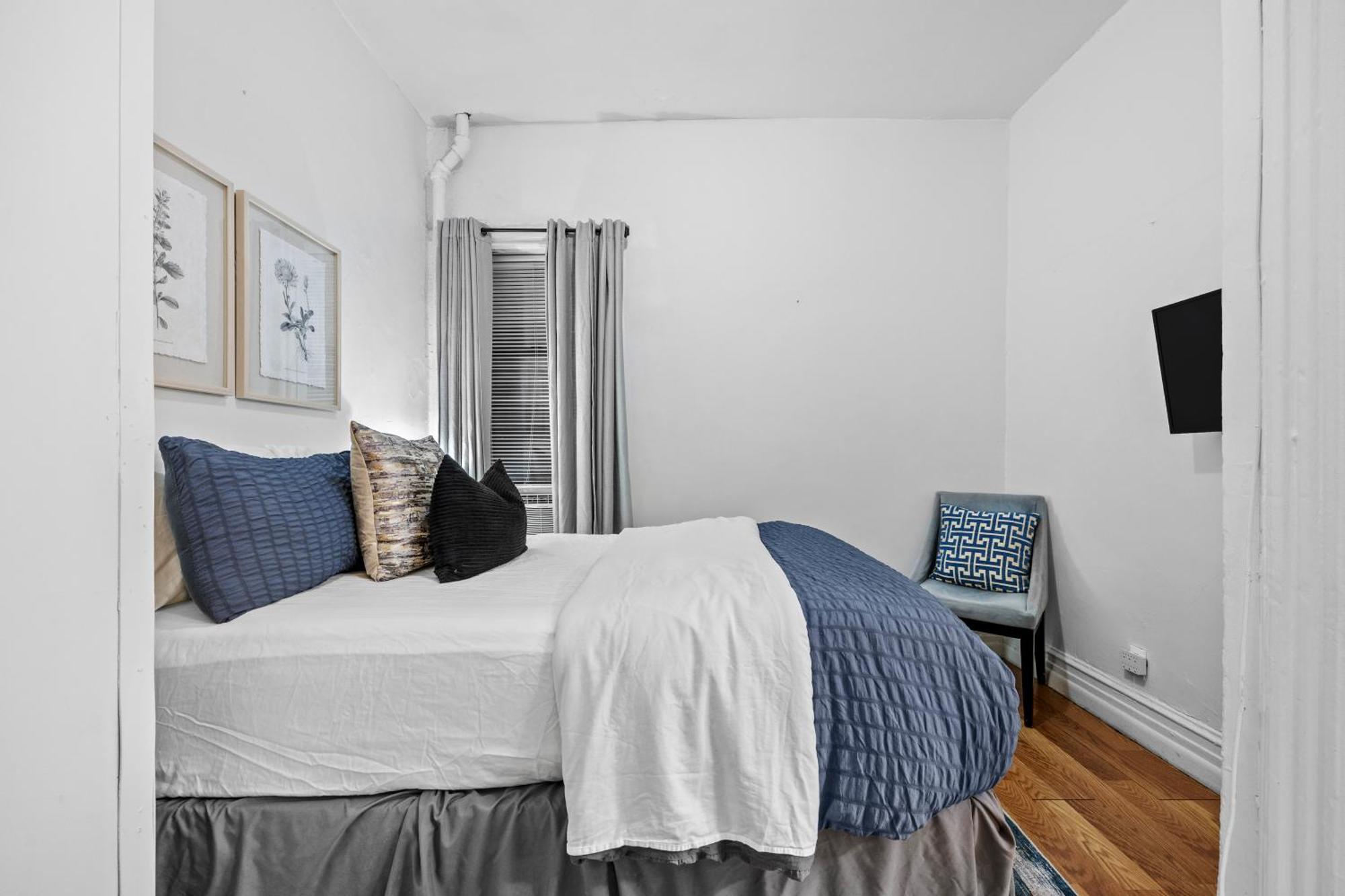 Quaint 2br Walk To Time Square Appartement *