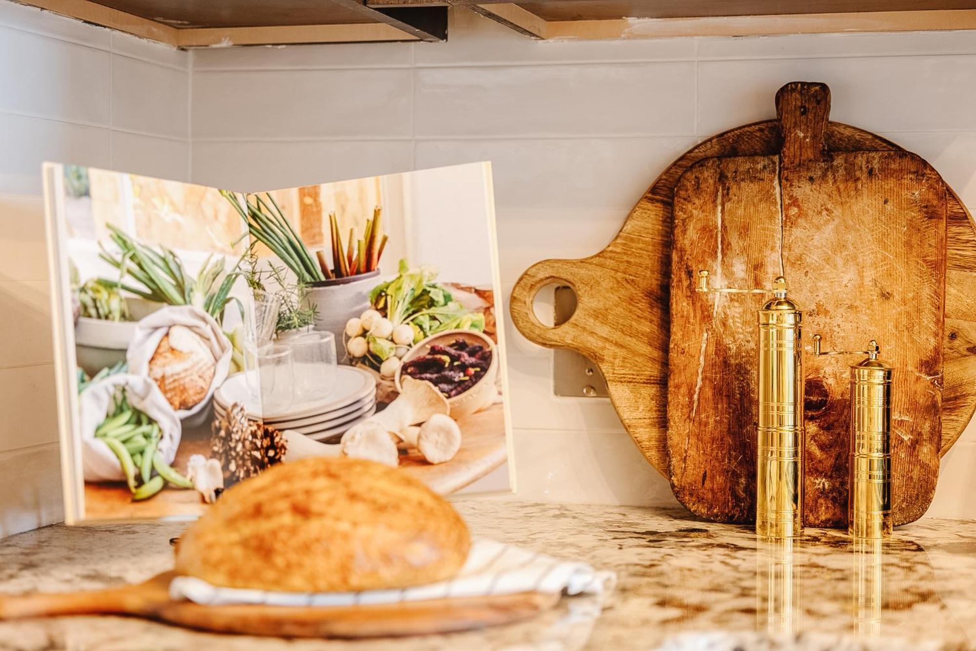 Skyline Spectacle Modern Designer Studio With Panoramic Nyc Views Apartment