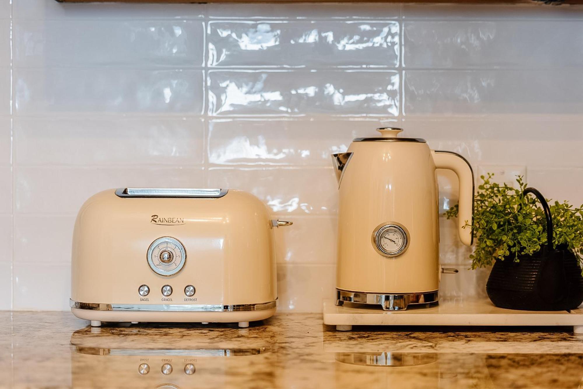 Skyline Spectacle Modern Designer Studio With Panoramic Nyc Views Apartment