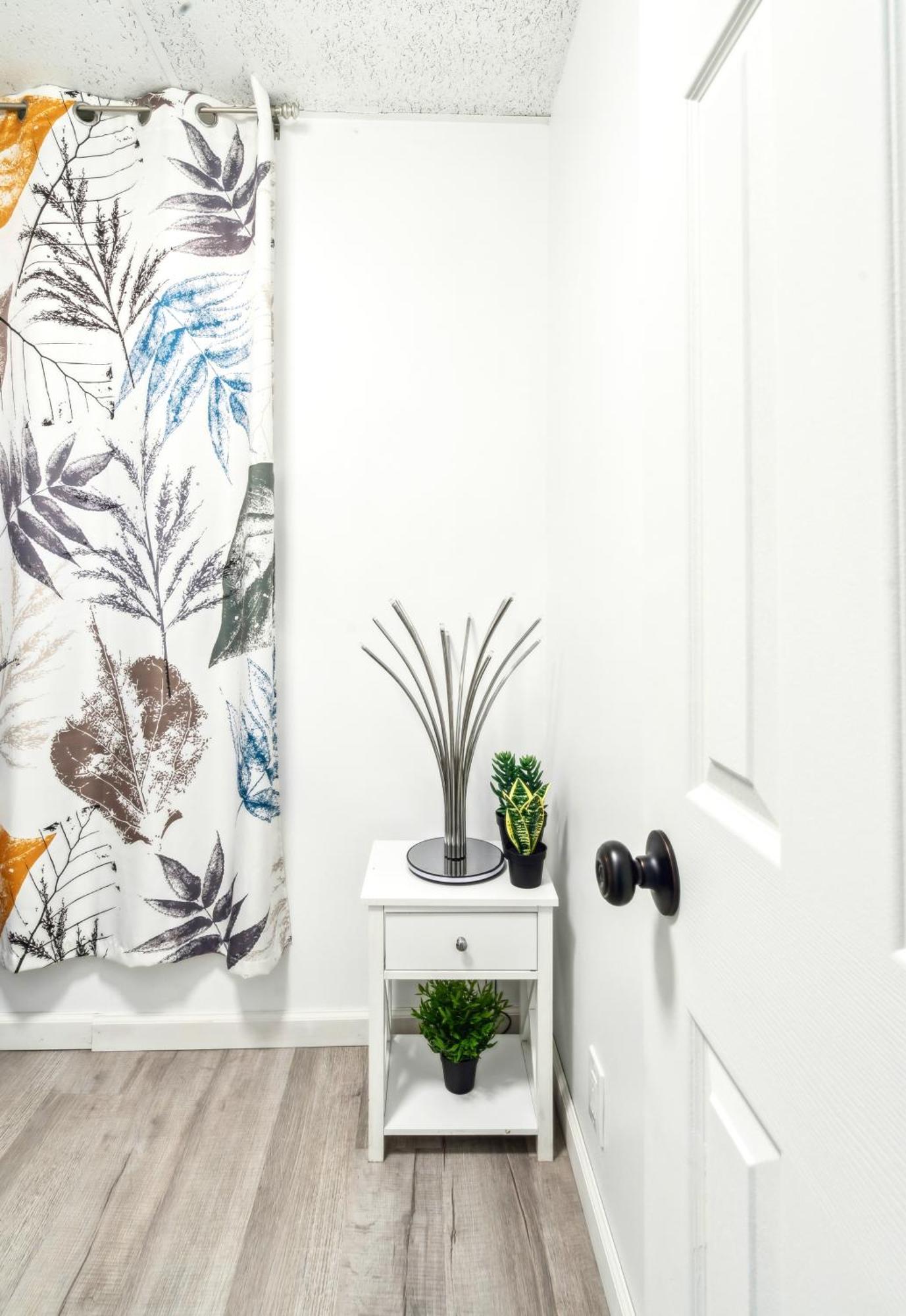 Apartment Stylish 2br Apartment-walk To China Town *