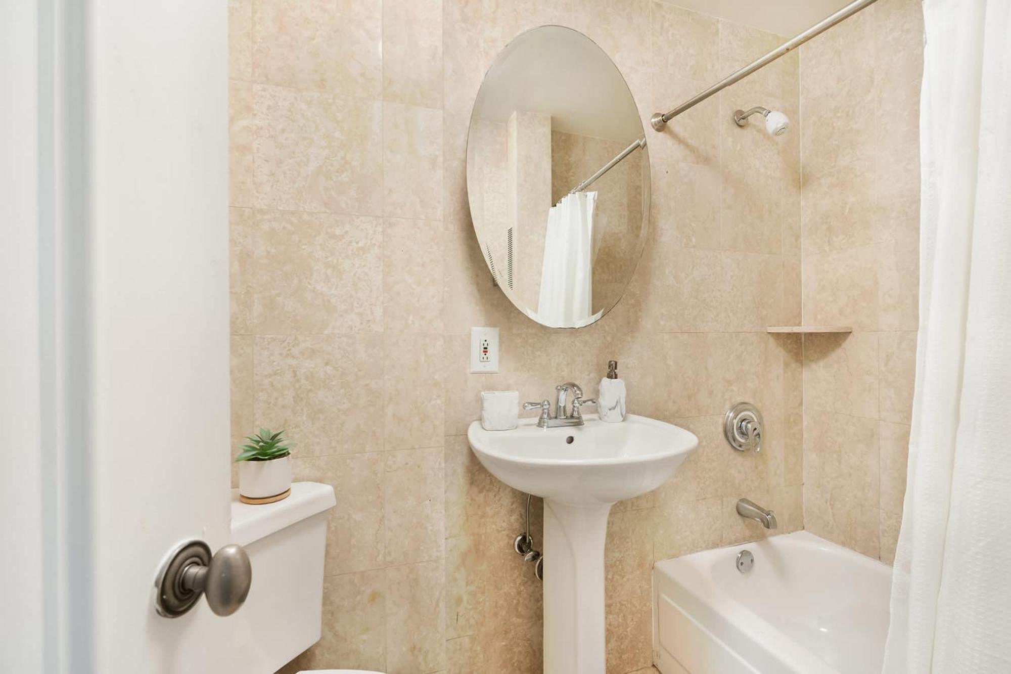 73-1406 New 1br 1bth Uws Doorman Gym Apartment *