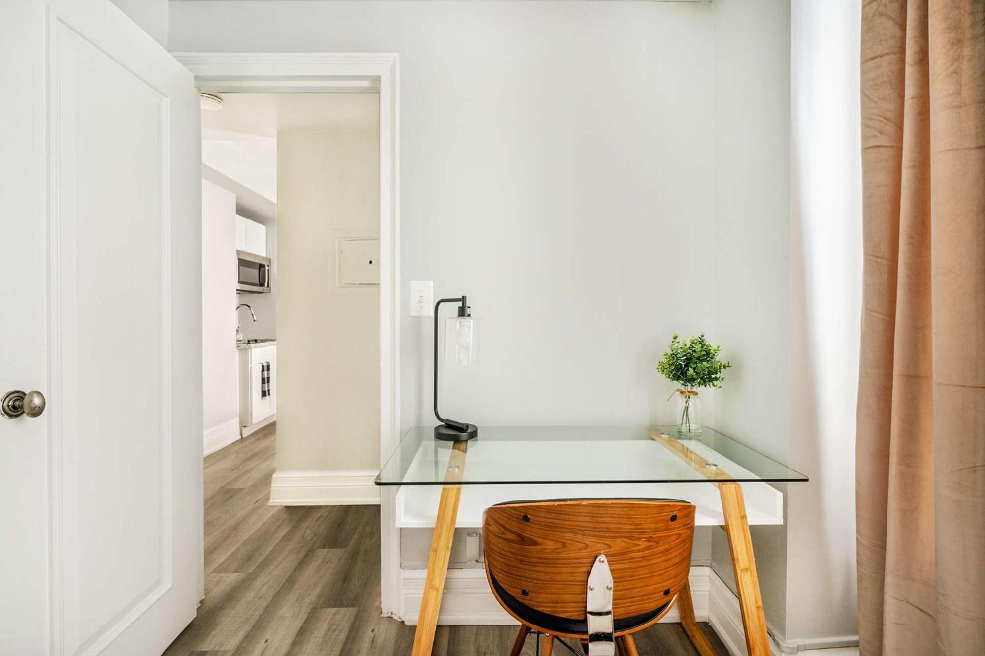 73-1406 New 1br 1bth Uws Doorman Gym Apartment *