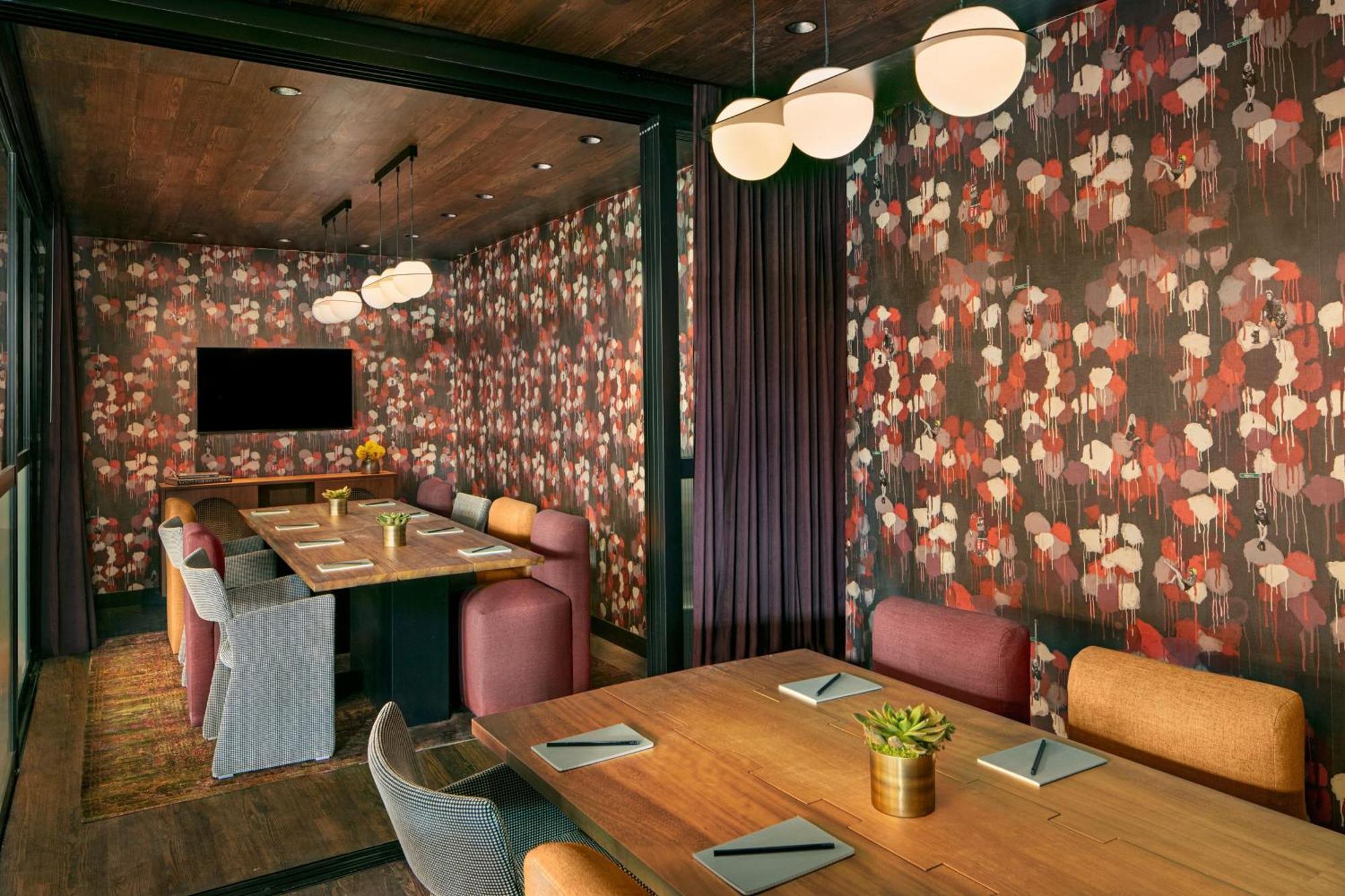 Moxy Nyc Lower East Side Hotel 3*
