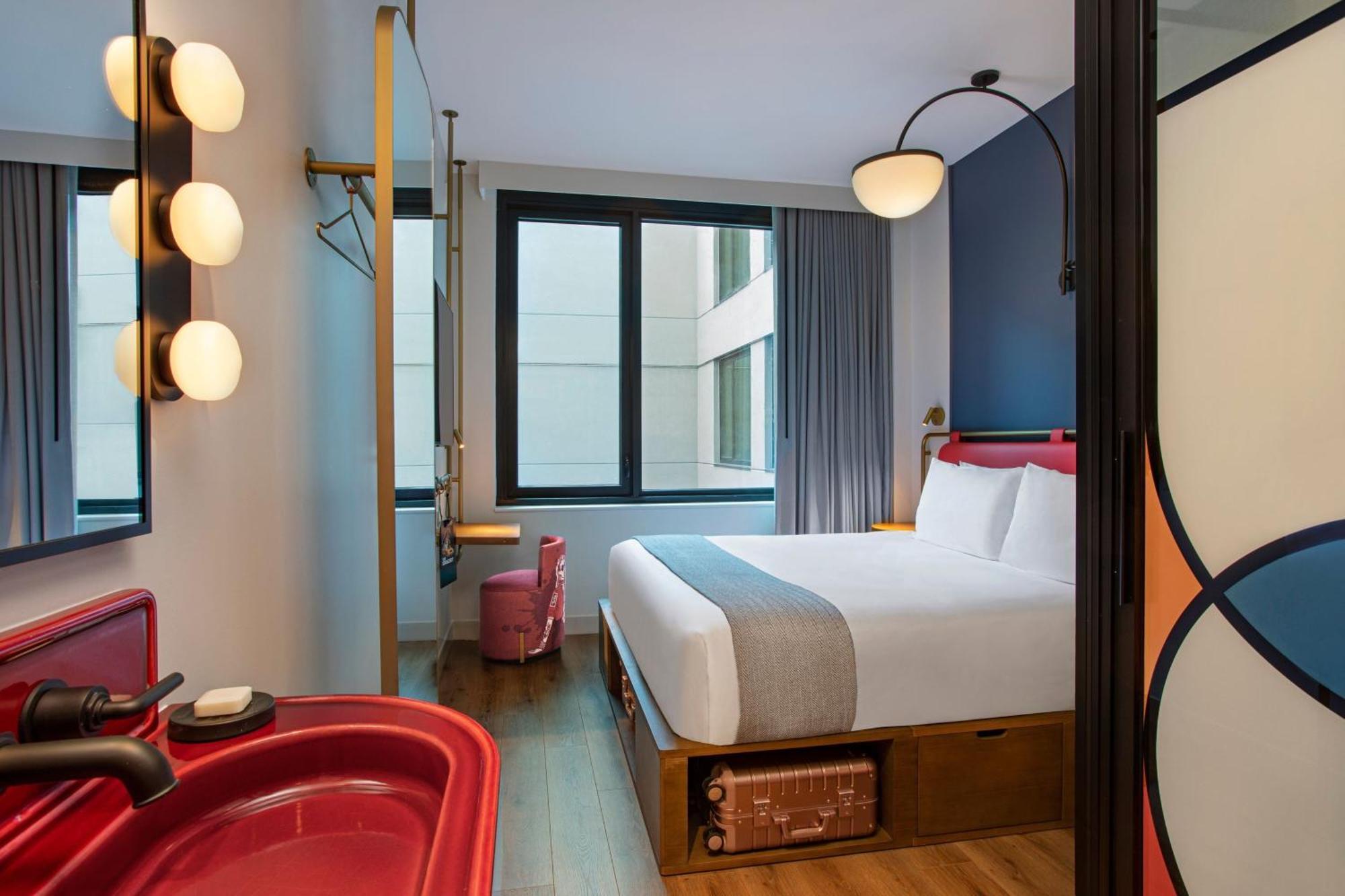 Hotel Moxy Nyc Lower East Side 3*