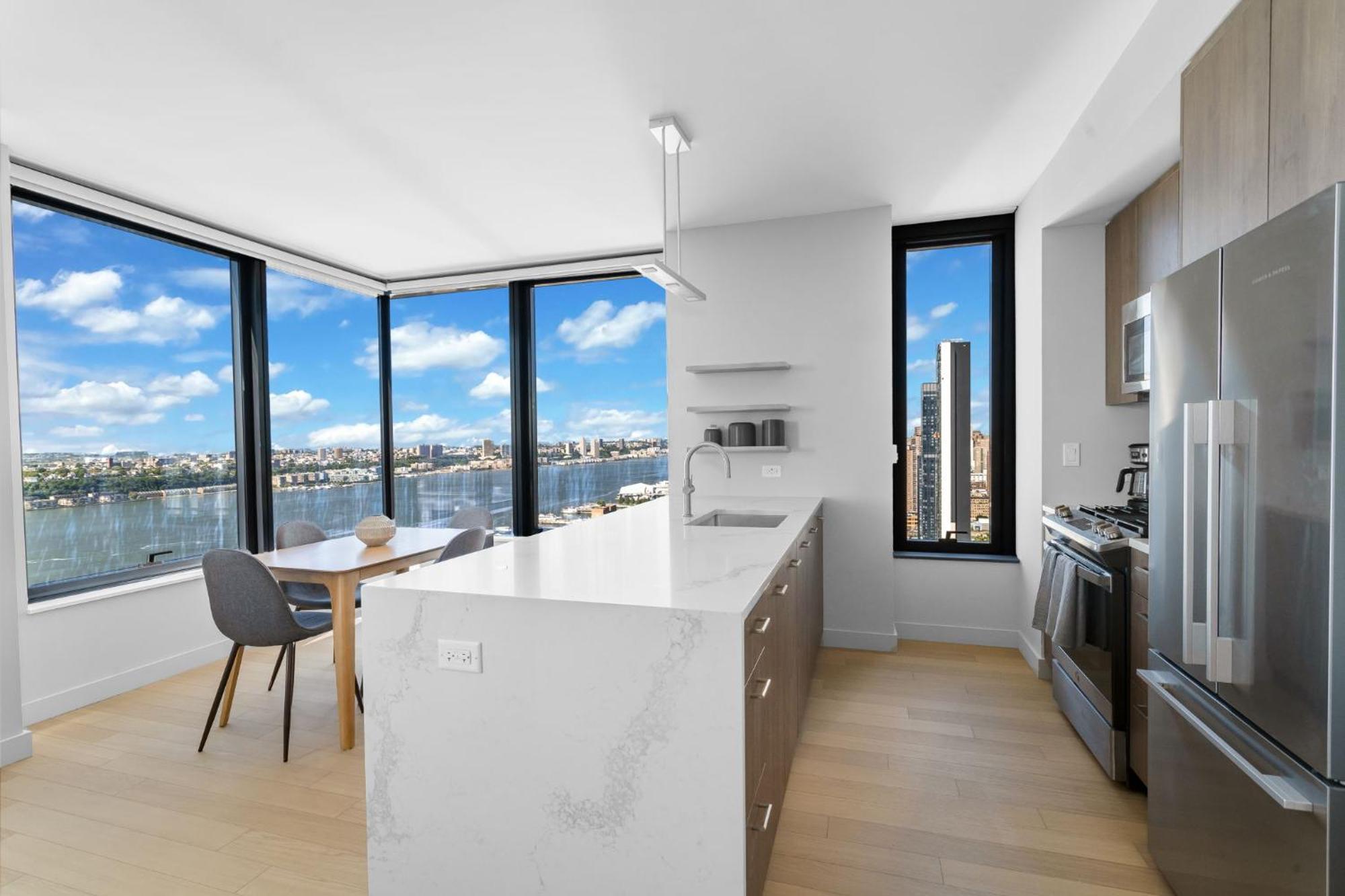 Modern Stylish 2br 2ba In Hudson Yard