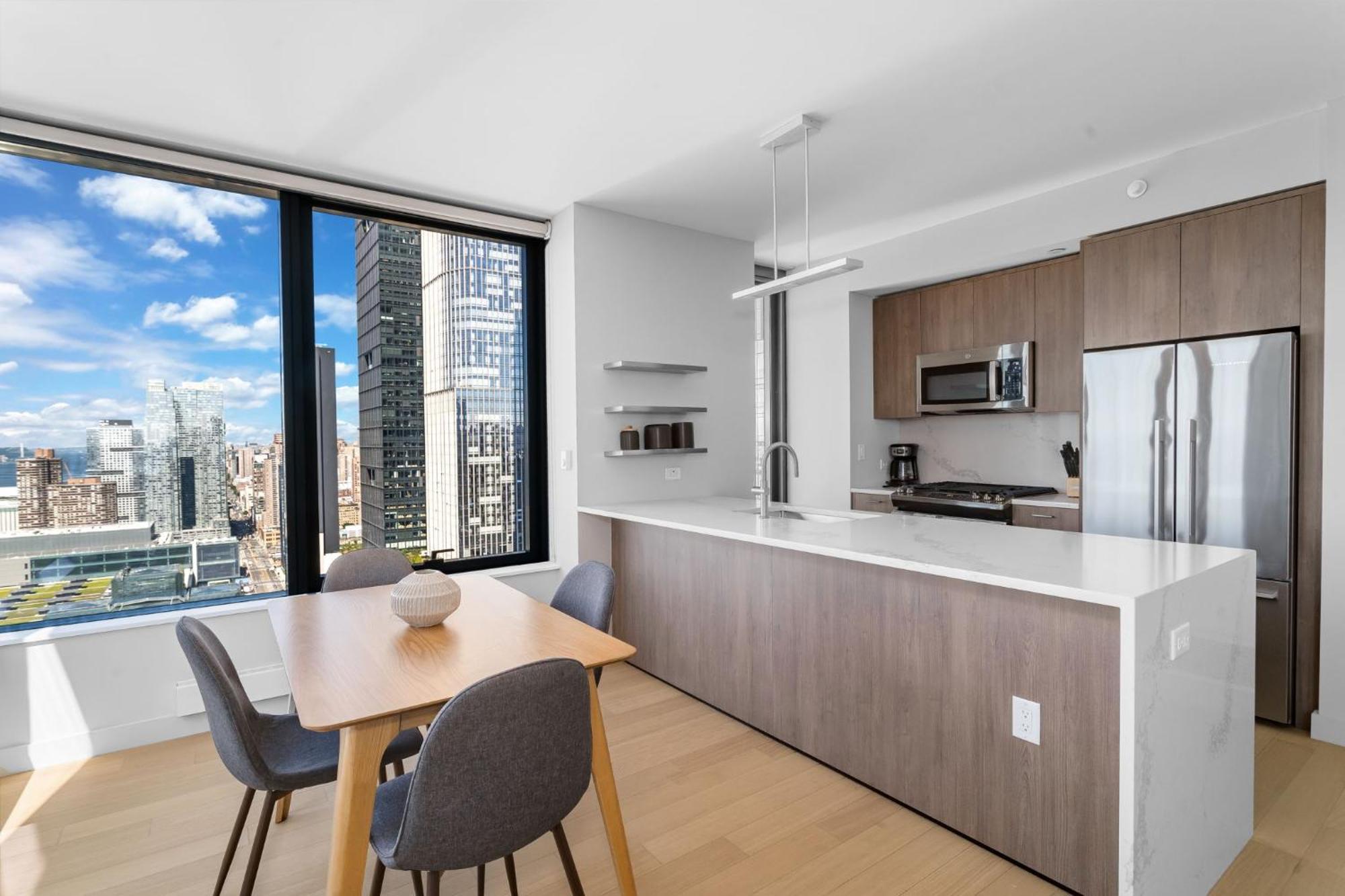 Modern Stylish 2br 2ba In Hudson Yard Apartment New York