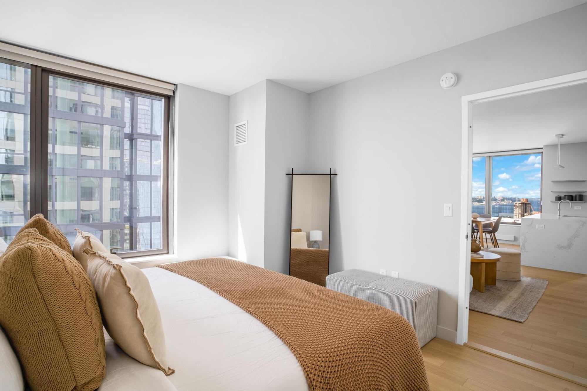 Apartment Modern Stylish 2br 2ba In Hudson Yard