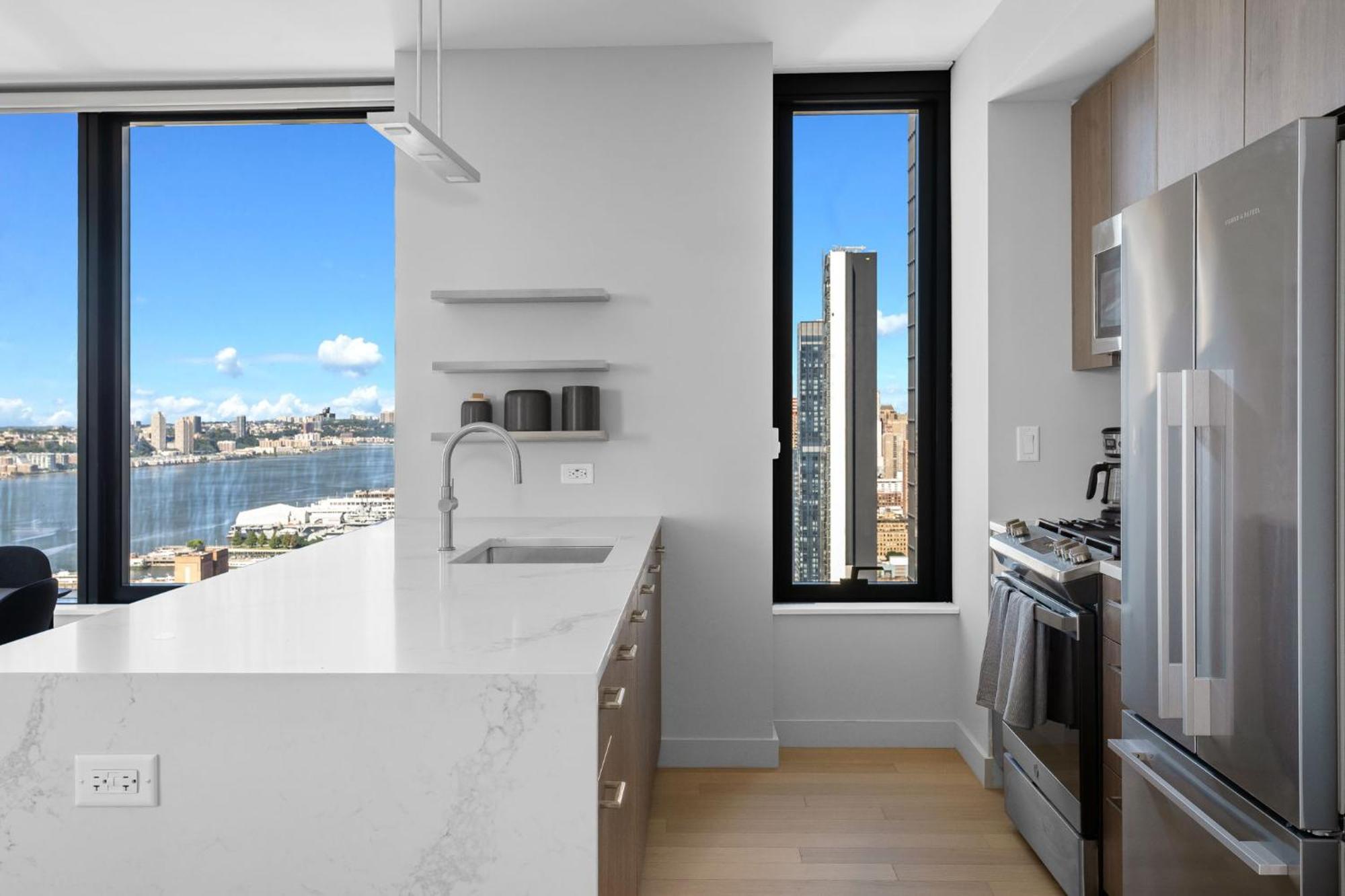 Modern Stylish 2br 2ba In Hudson Yard Apartment *