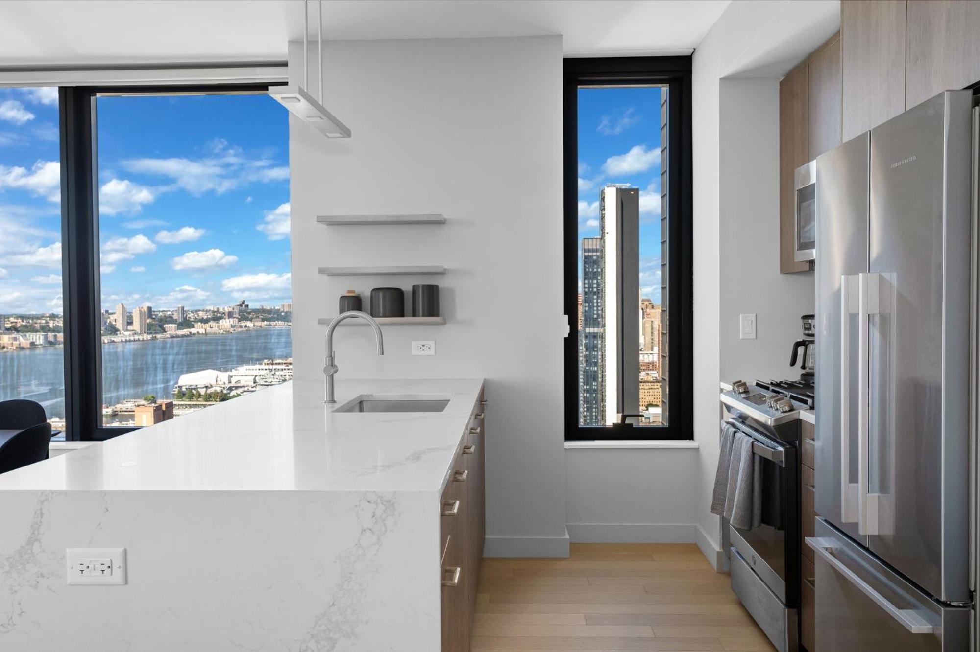 Modern Stylish 2br 2ba In Hudson Yard