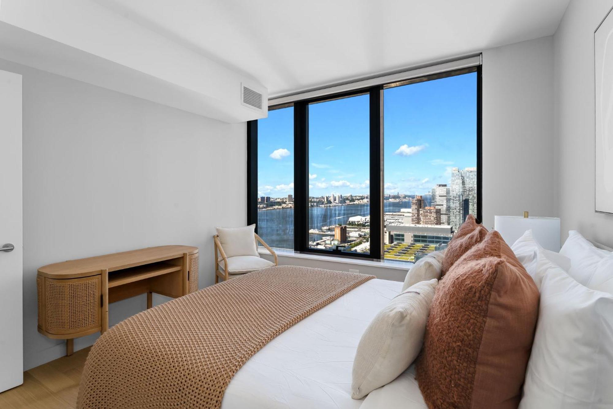 Modern Stylish 2br 2ba In Hudson Yard Apartment New York