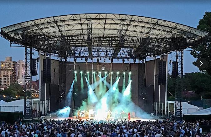 2 Large Bedrooms In Rego Park *