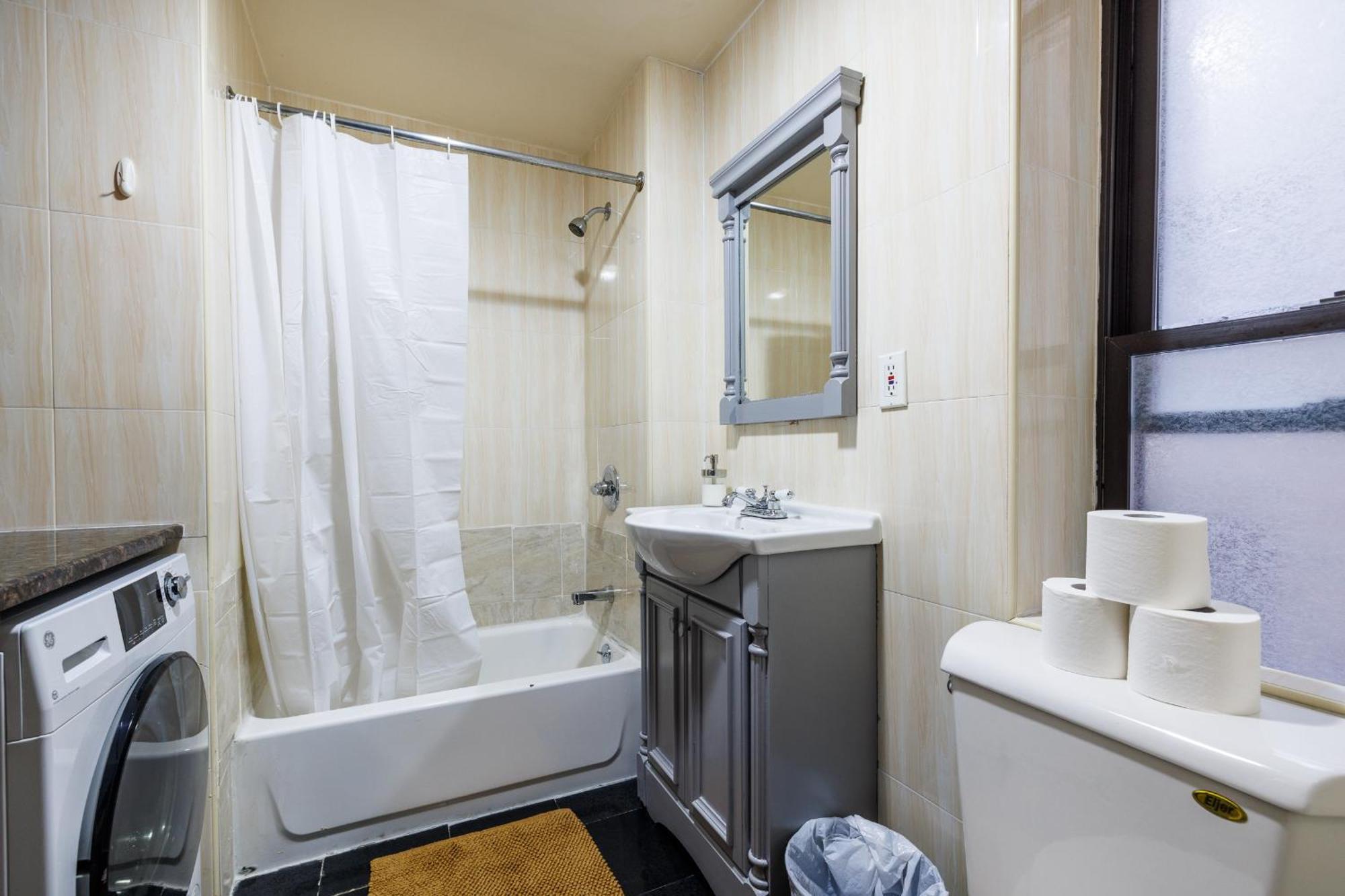 Discover The Comfort Of Columbia Apartment