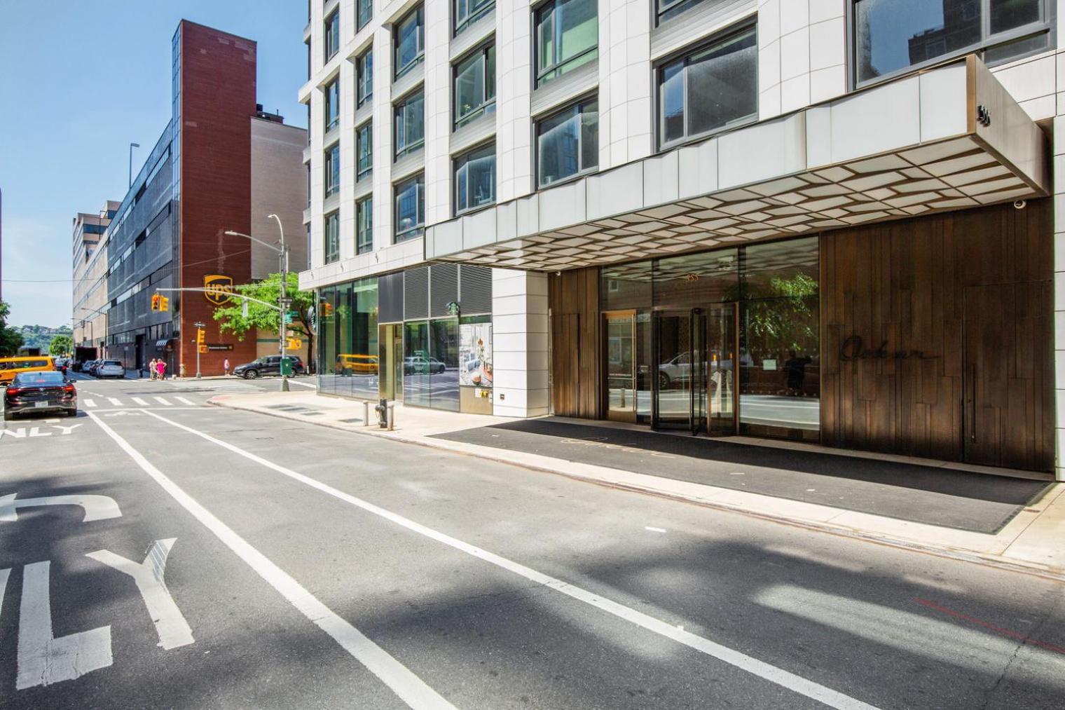 Blueground Hells Kitchen Gym Lounge Wd Nyc-1567