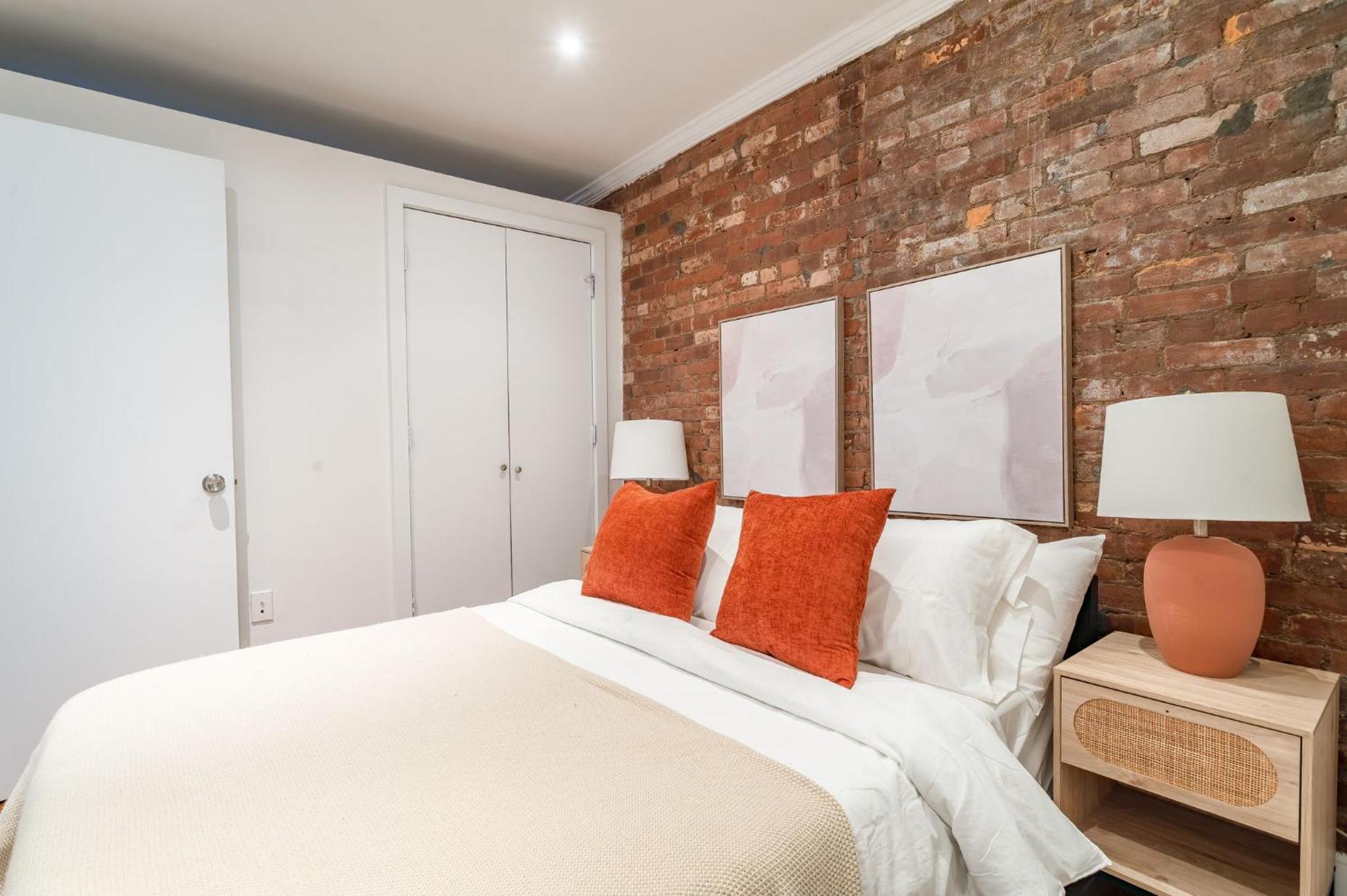 East Village Escape With 3bd 2ba Near Tompkins Square Park New York