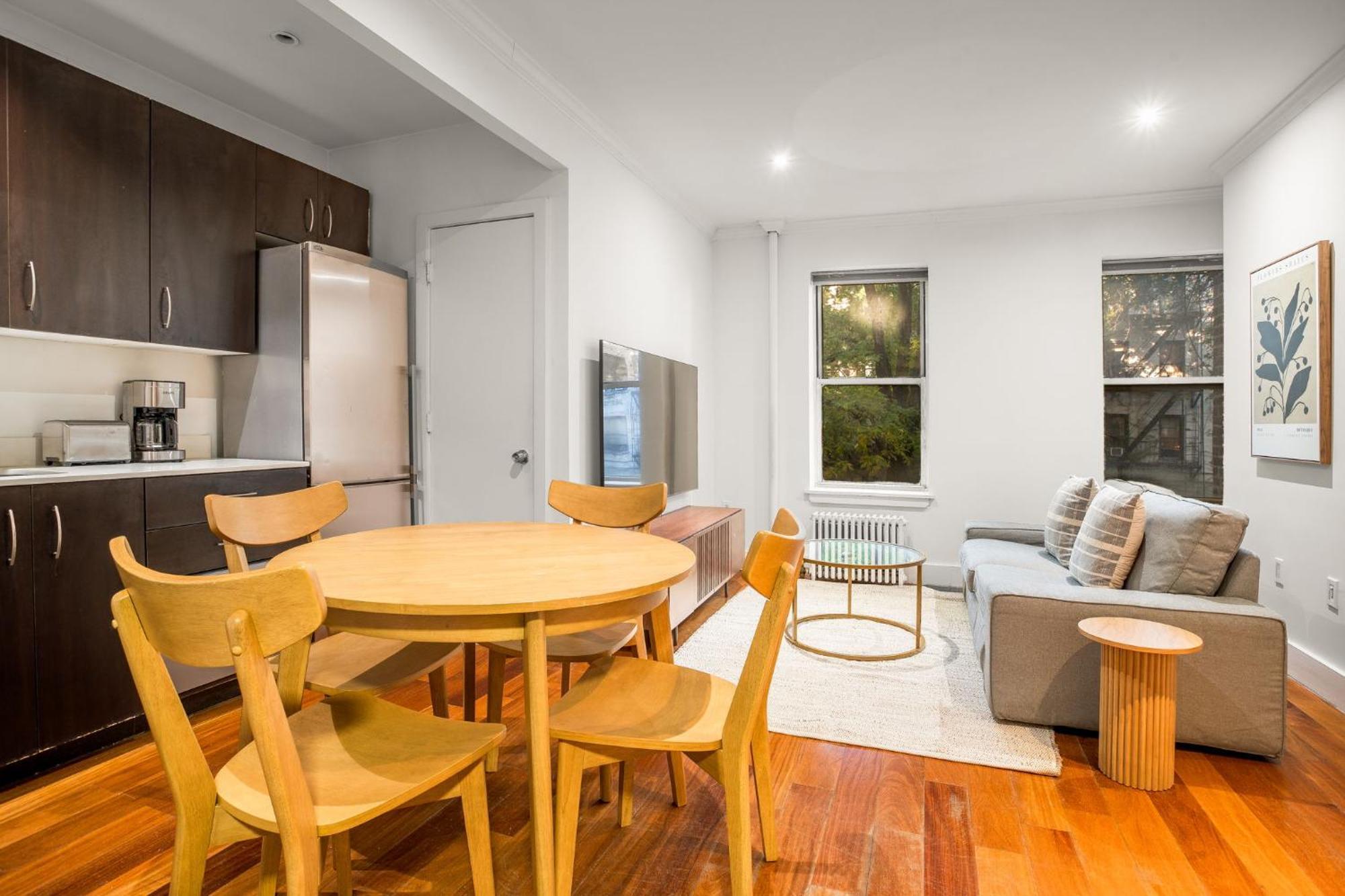 Apartment East Village Escape With 3bd 2ba Near Tompkins Square Park New York