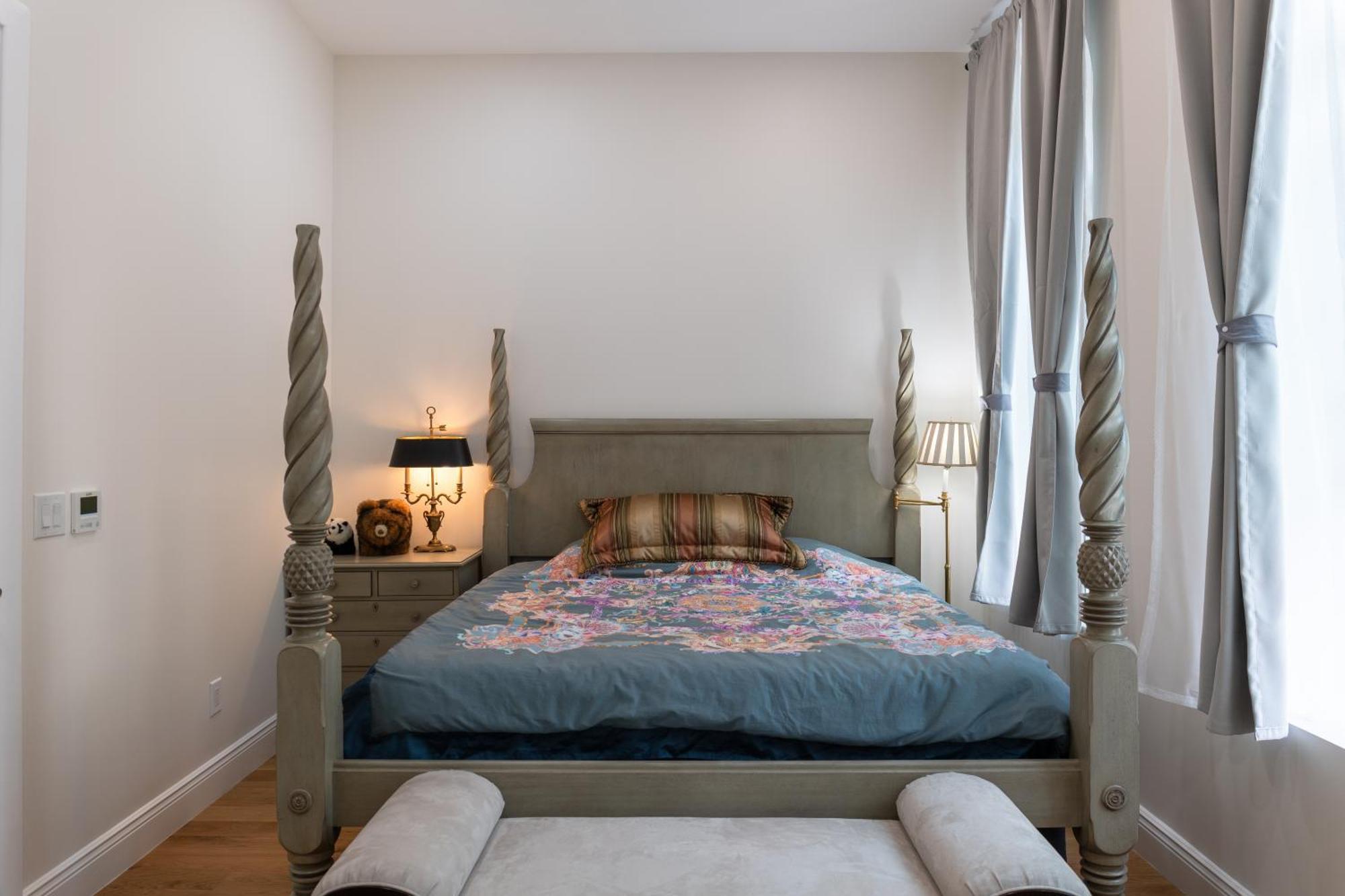 Little Manhattan Near Time Square *