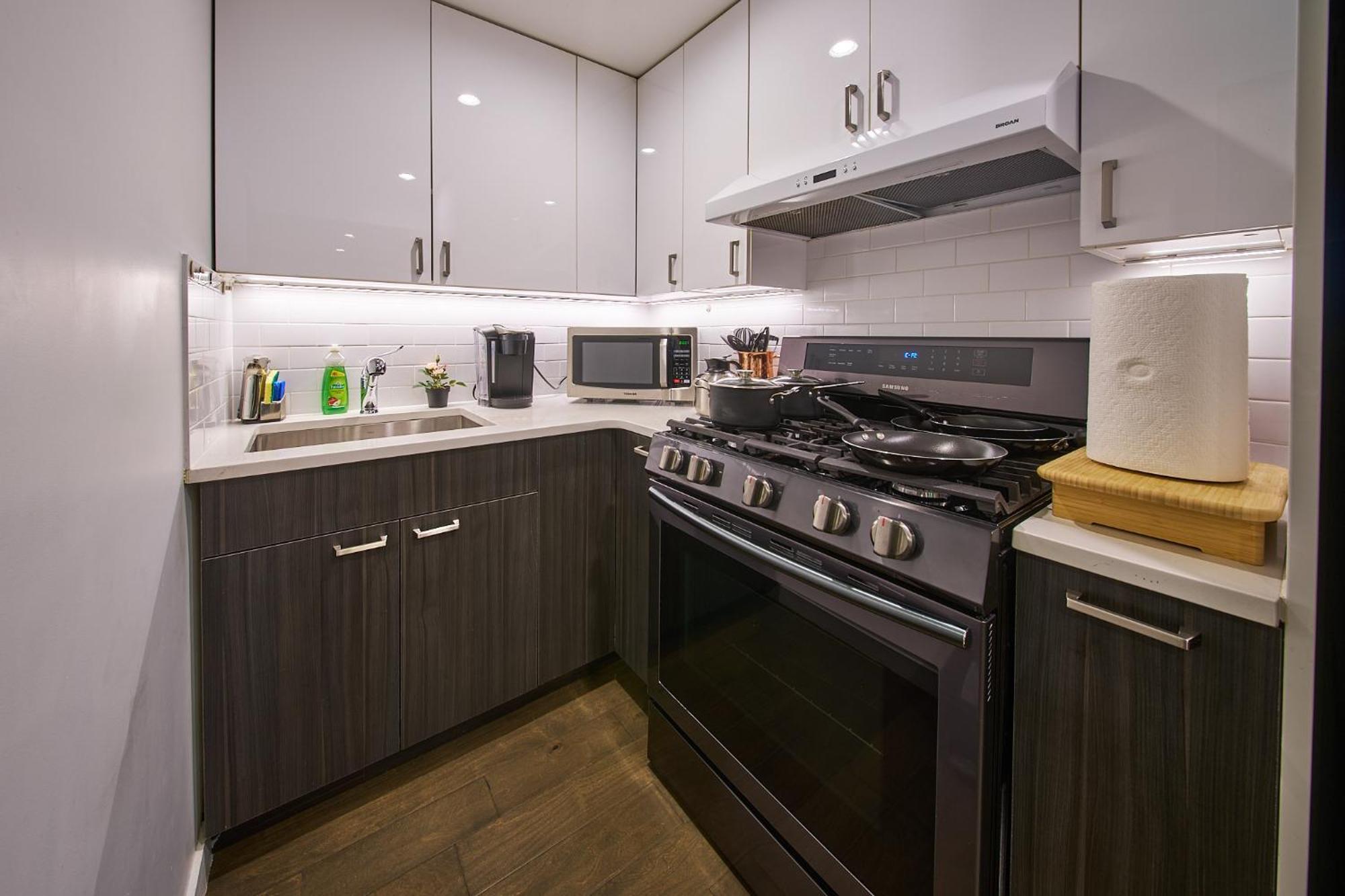 Apartment Modern 2 Bedroom Retreat In Downtown Manhattan New York