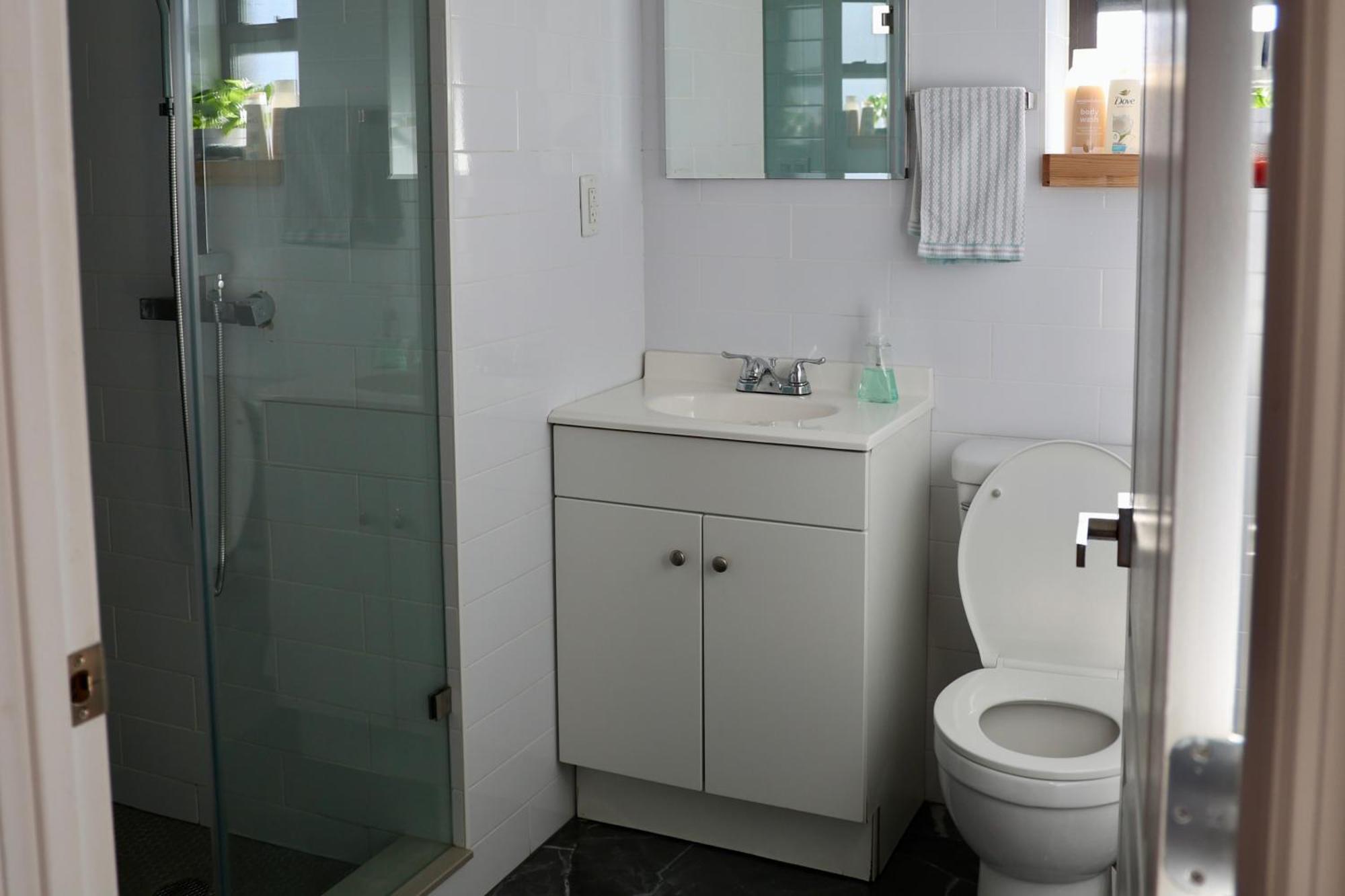 Modern 4 Bedroom In Apartment New York