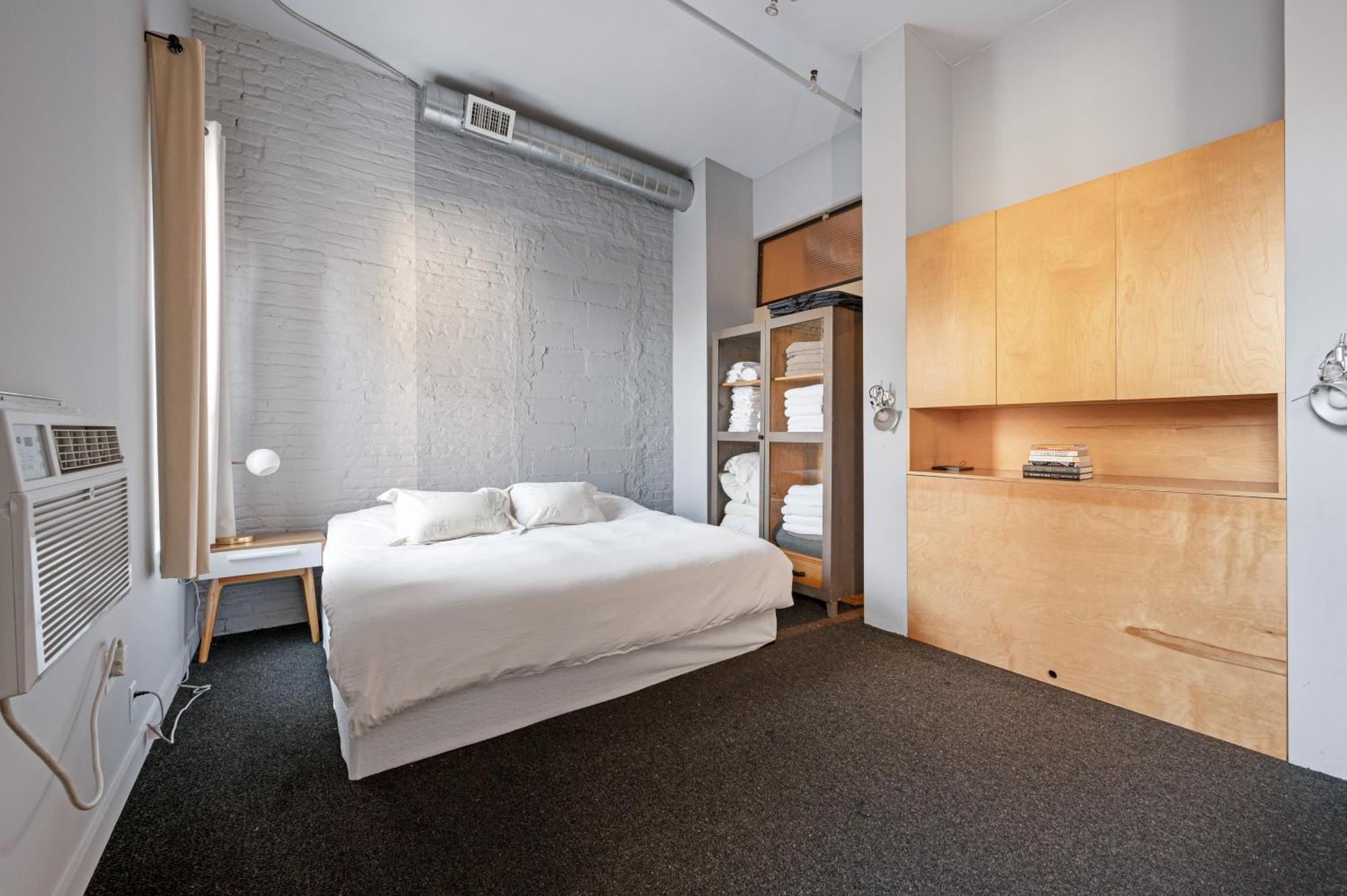 Soho Fancy 4 Bedroom 2000 Square Feet Loft