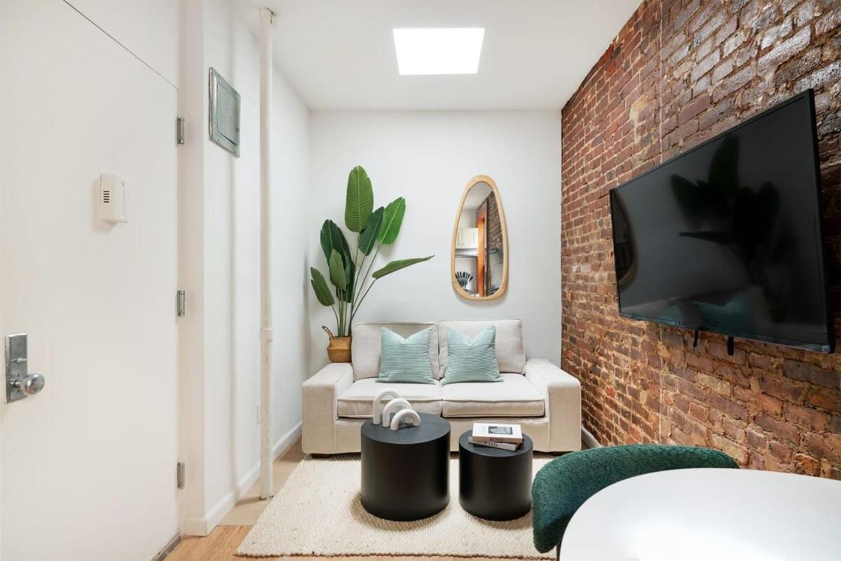 153-5a Charming 2br Lower East Side New York