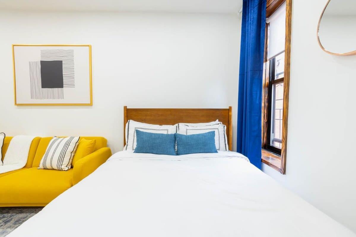 Apartment 1597 *