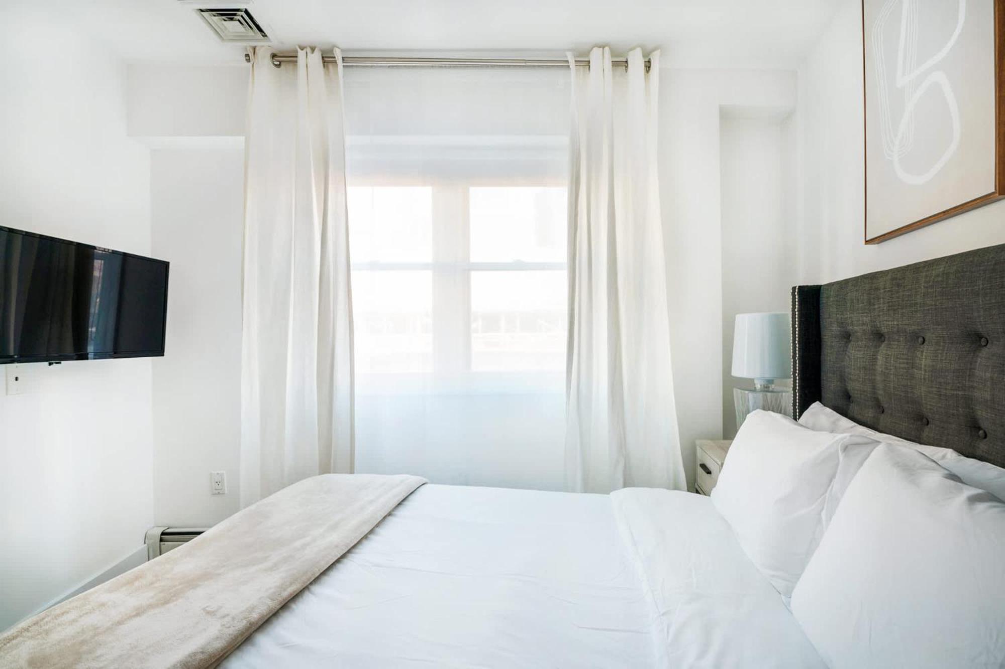 Apartment 809-2a Gorgeous 1br New W D Modern Location New York