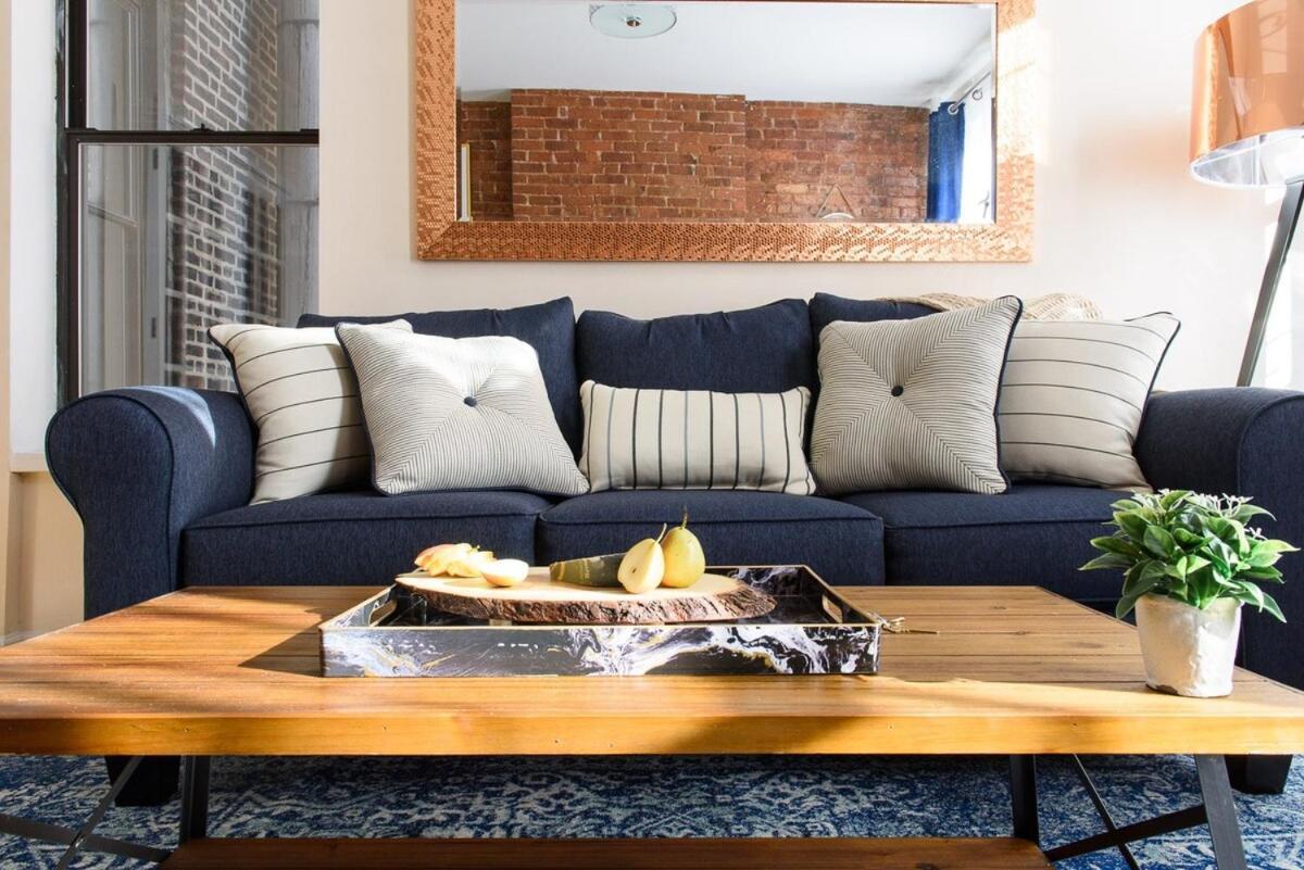 Apartment 428-4r Prime Midtown Large 2 Bedroom Newly Furnished New York