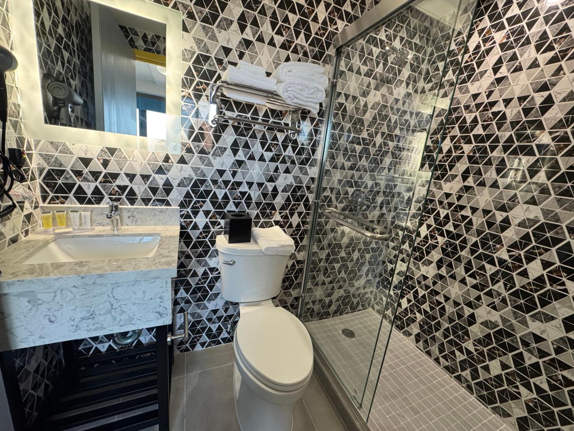 Days By Wyndham Chinatown 3*