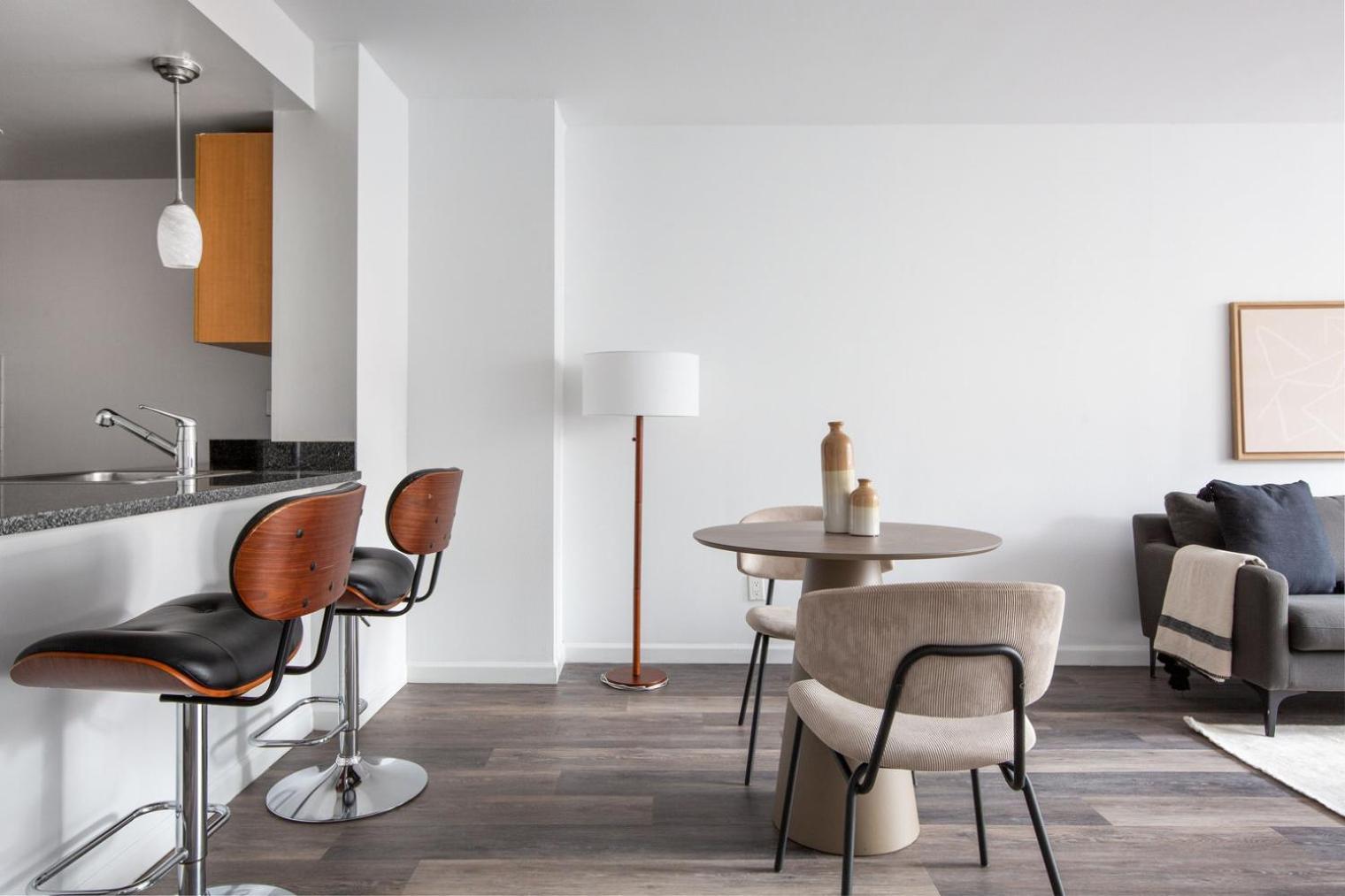 Apartment Les 1br W Elevator Wd Nr Space Nyc-1316